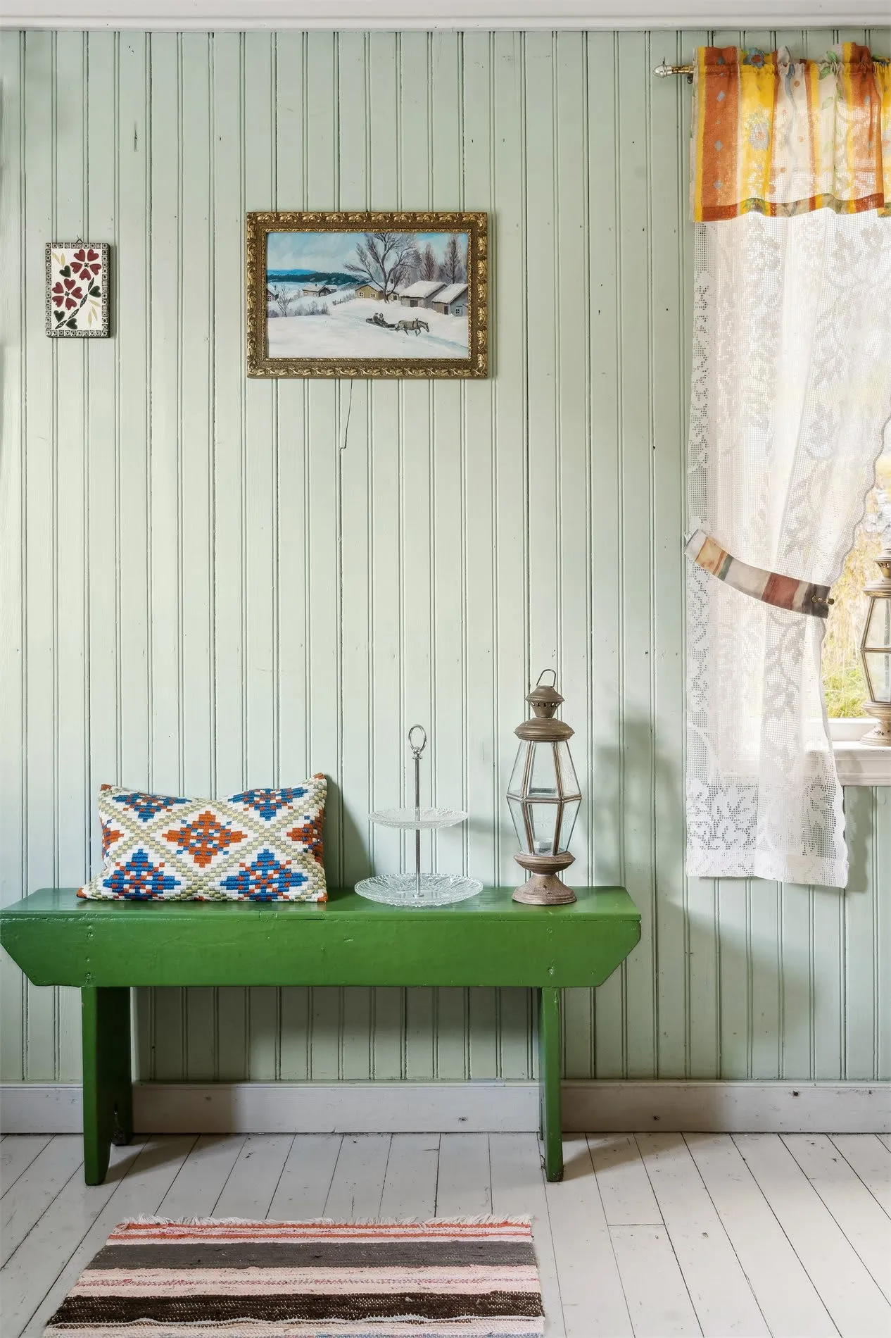 Historic 4-Bedroom Cabin with Expansive Grounds on Værøy Island - View image 33 of 50