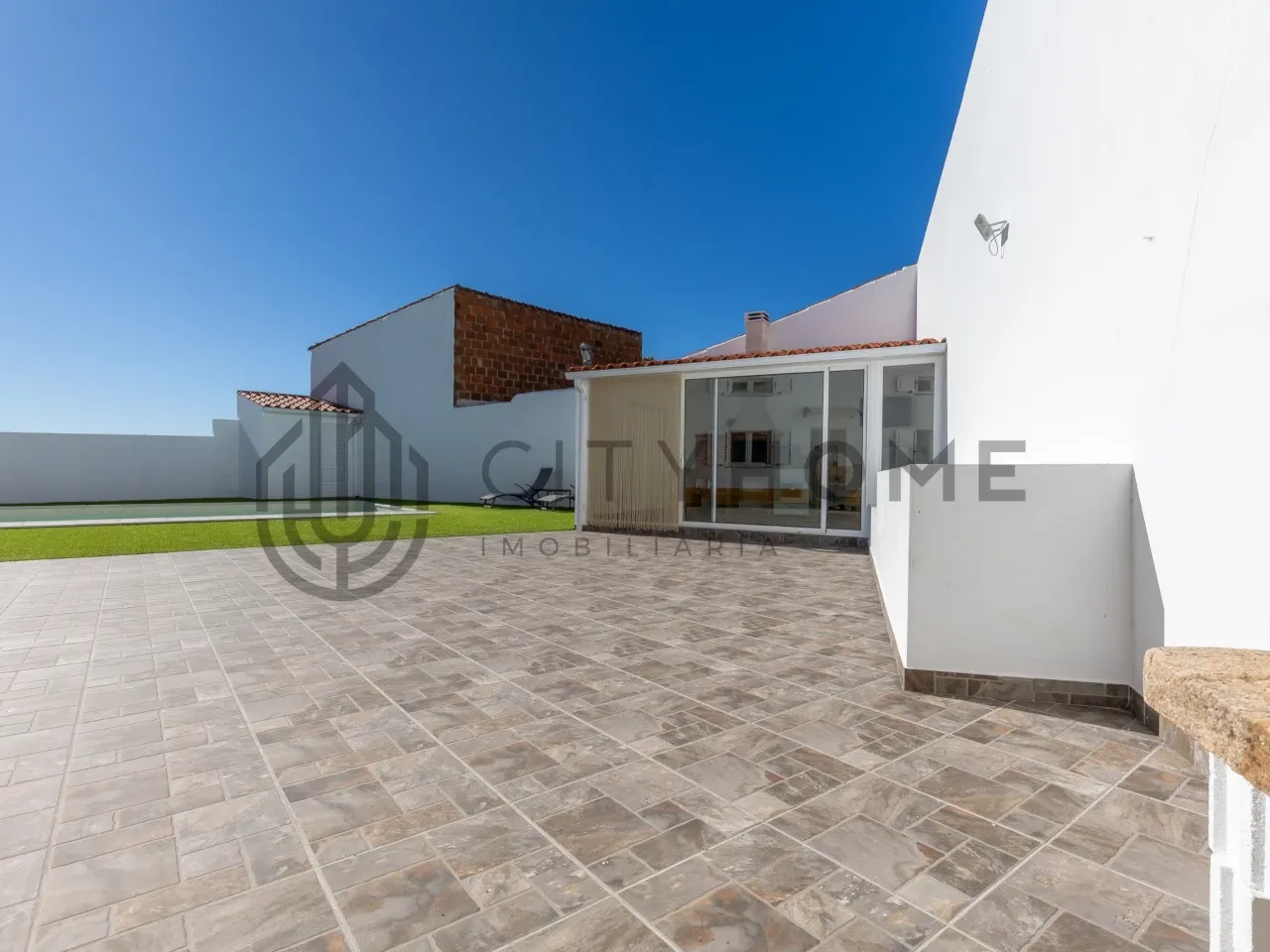 Charming Two-Storey Home with Garden and Pool in Alpalhão, Portugal - View image 24 of 33