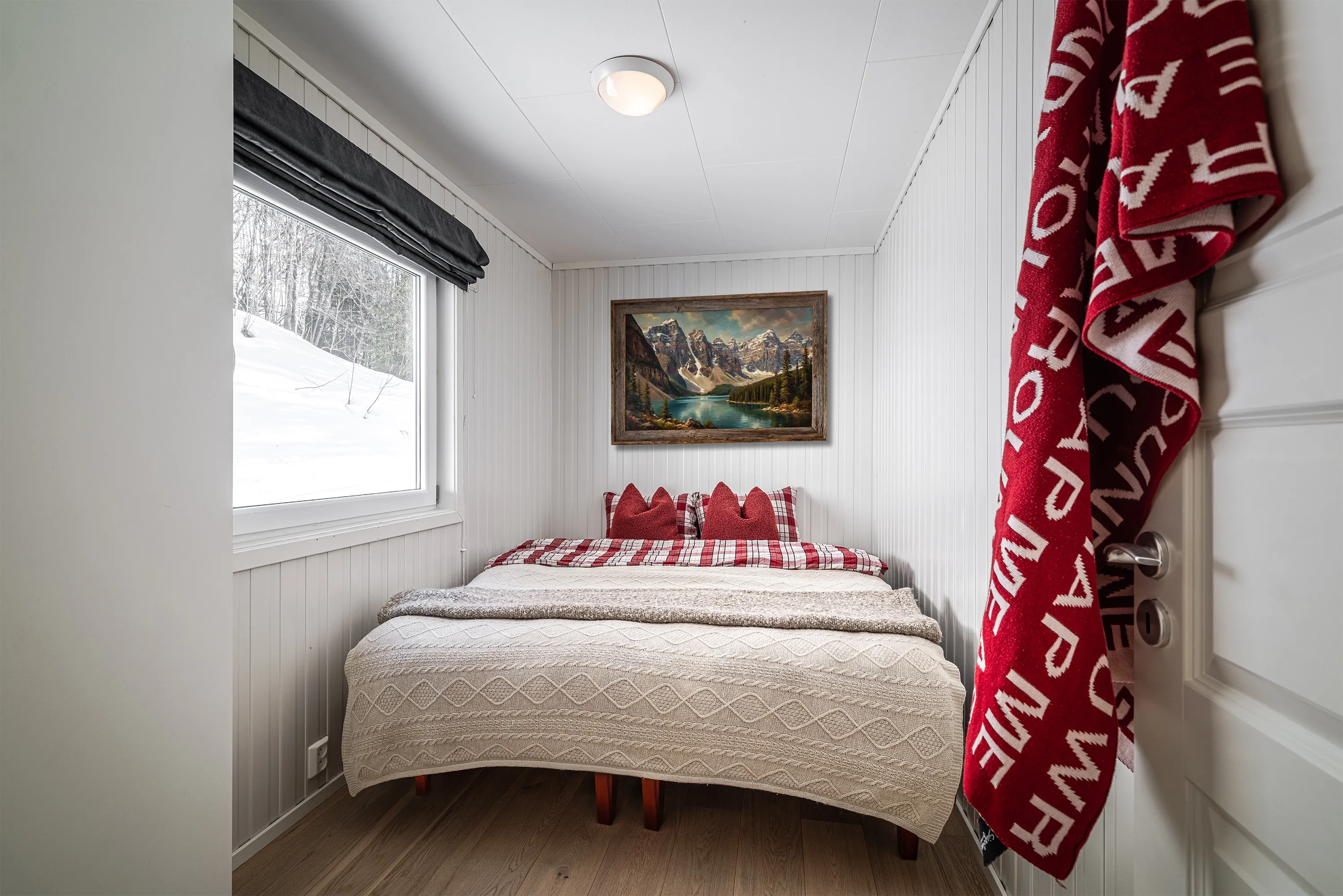 Renovated 4-Bedroom House in Hemsedal with Mountain Views and Spacious Garden - View image 30 of 51