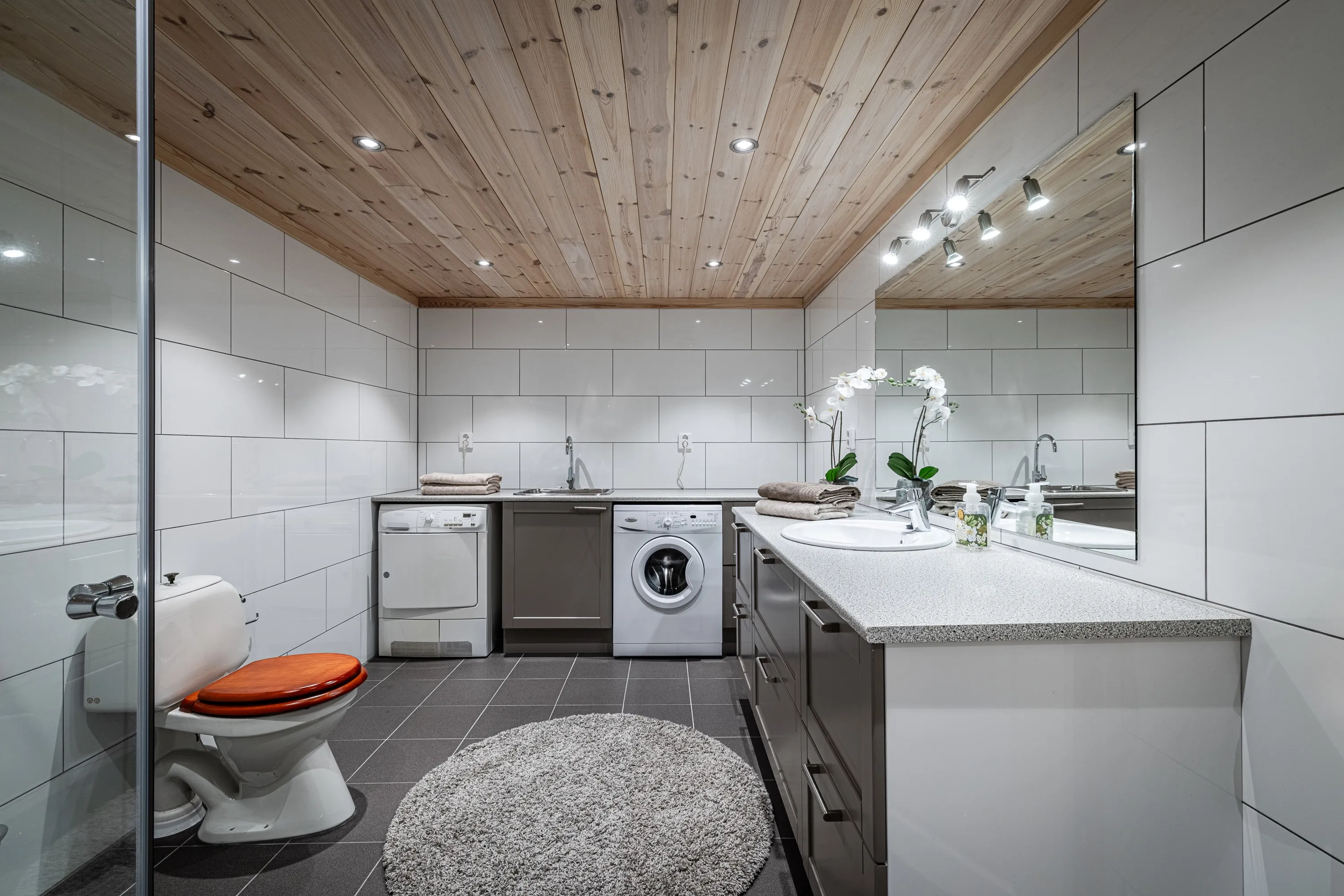 Renovated 4-Bedroom House in Hemsedal with Mountain Views and Spacious Garden - View image 39 of 51