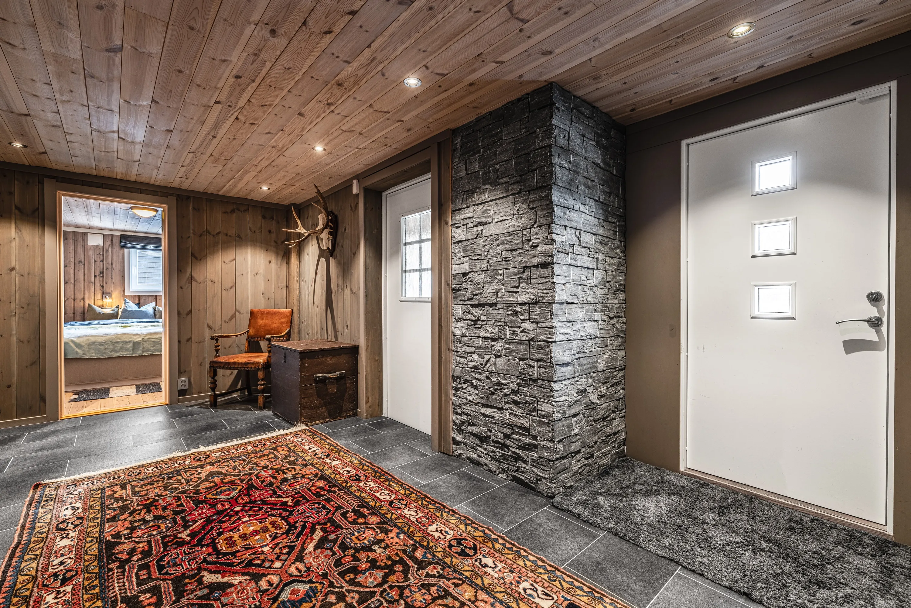 Renovated 4-Bedroom House in Hemsedal with Mountain Views and Spacious Garden - View image 43 of 51
