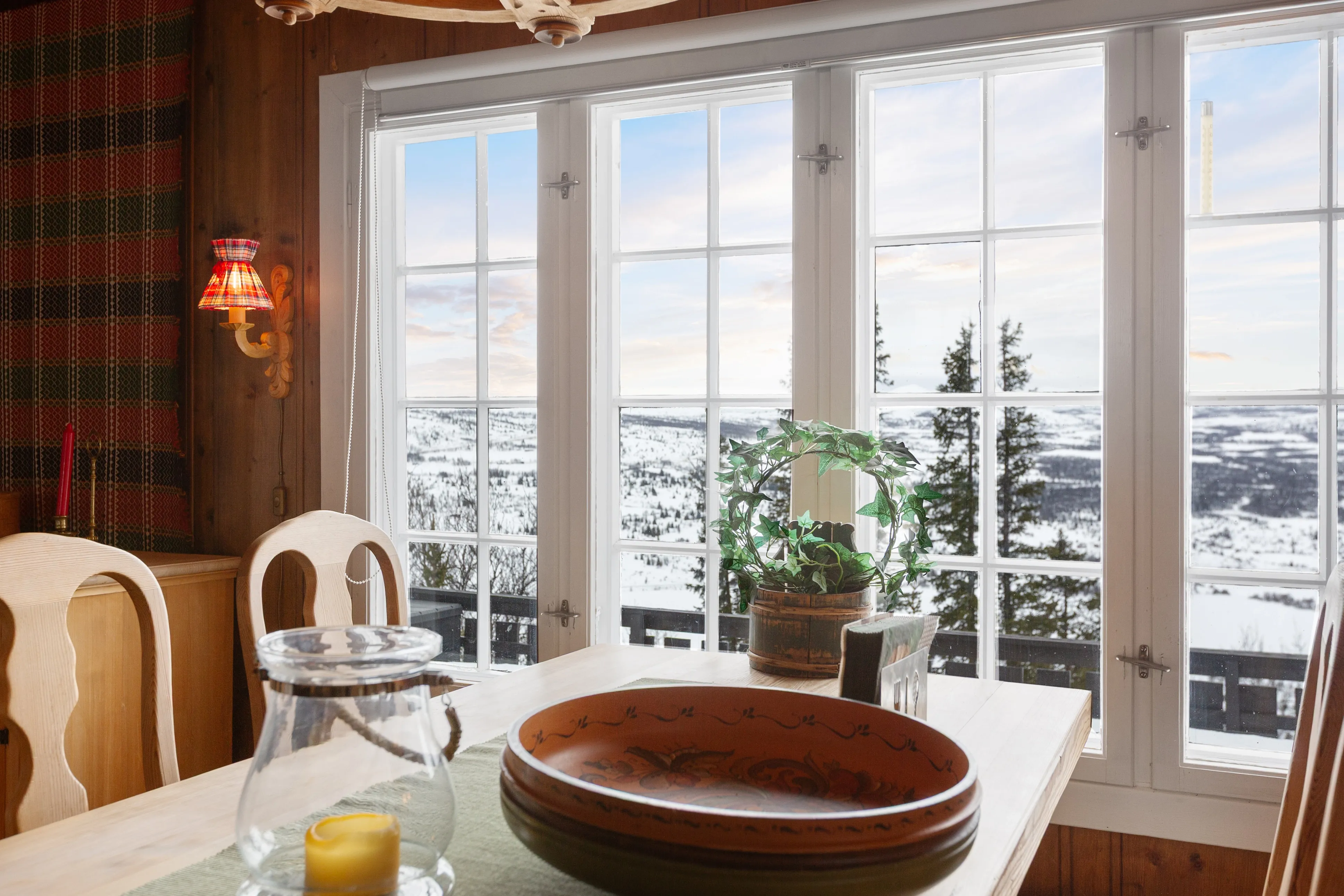 Hytte fra 1960-tallet med hage og terrasse i det naturskjønne Vestre Slidre, Norge - Vis bilde 10 av 24