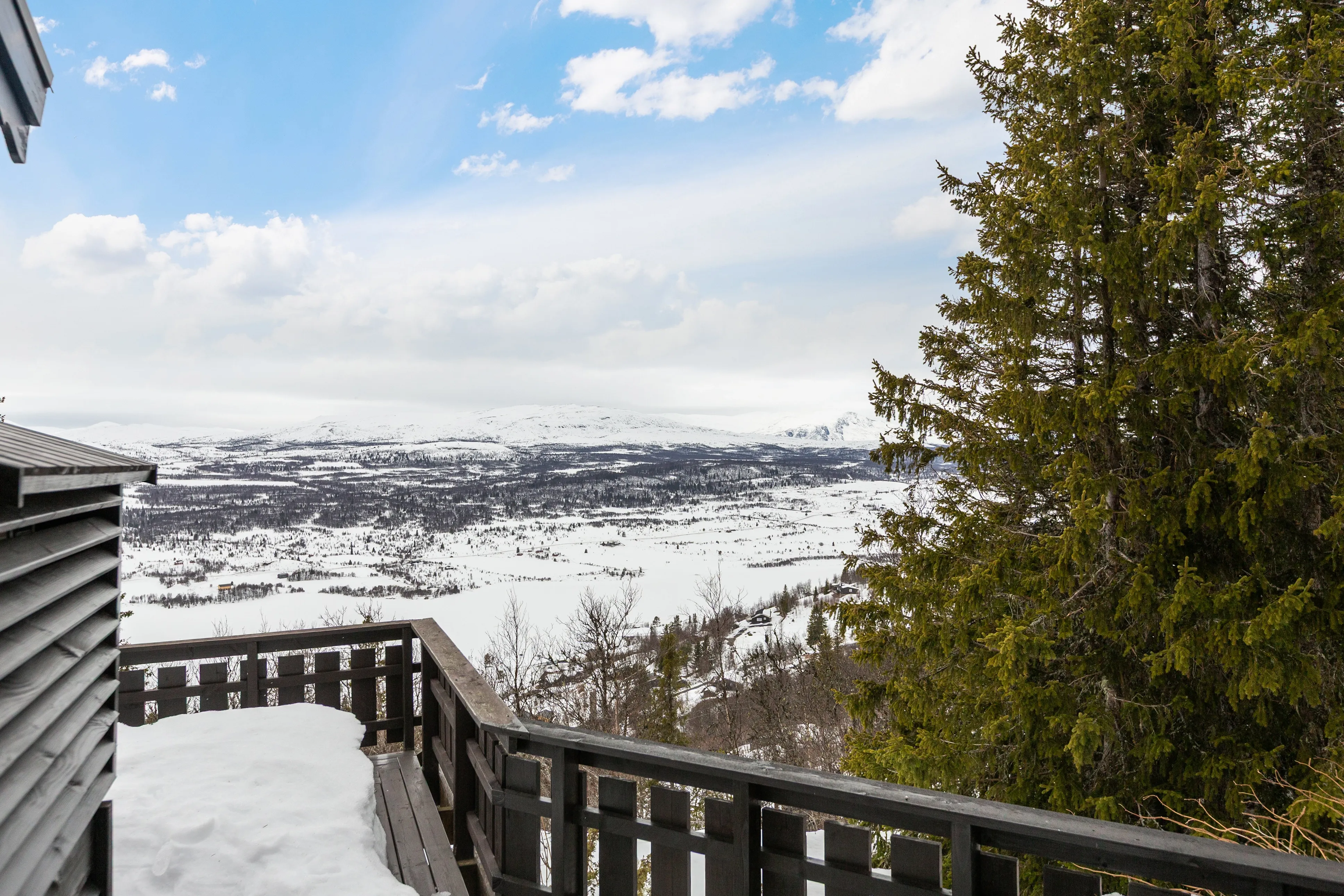 Hytte fra 1960-tallet med hage og terrasse i det naturskjønne Vestre Slidre, Norge - Vis bilde 12 av 24