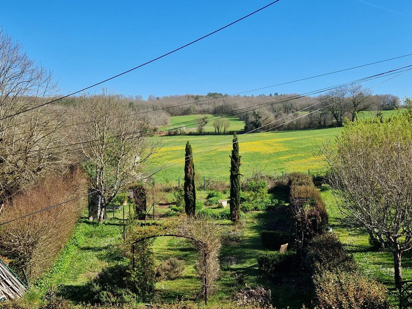 Perigordine House with Tower and Expansive Garden in Le Bugue, France - Image 5