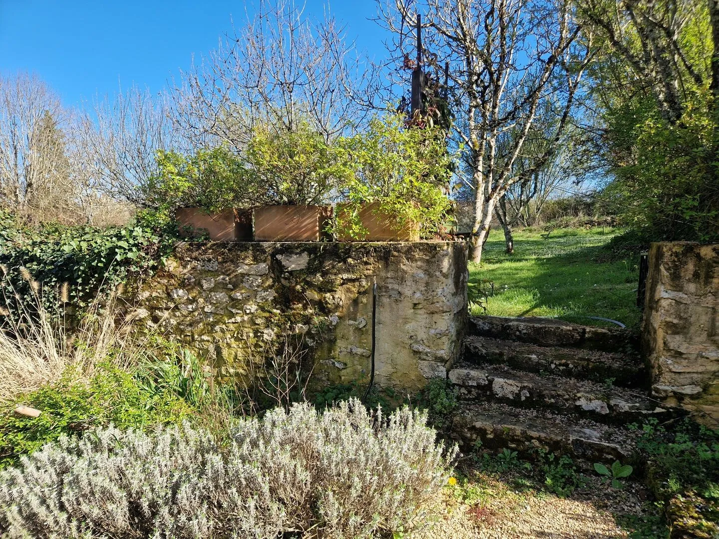 Perigordine House with Tower and Expansive Garden in Le Bugue, France - View image 10 of 33