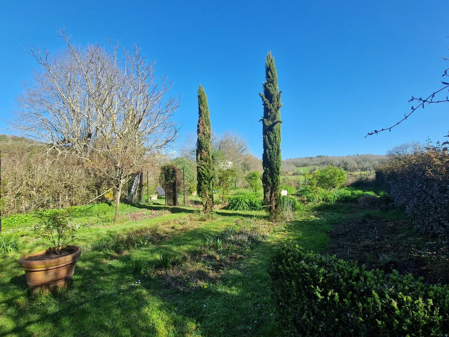 Perigordine House with Tower and Expansive Garden in Le Bugue, France - View image 23 of 33
