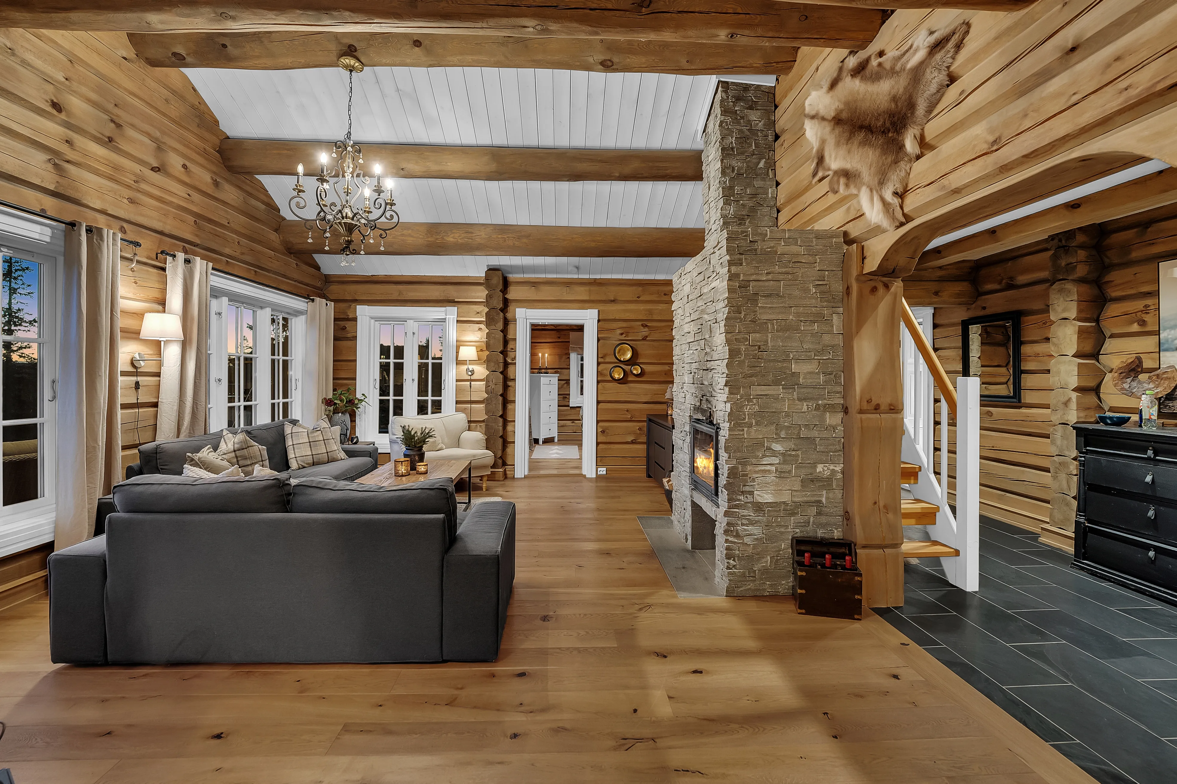 Contemporary 3-Bedroom Cabin with Sauna and Terrace in Trysil, Norway - View image 11 of 32