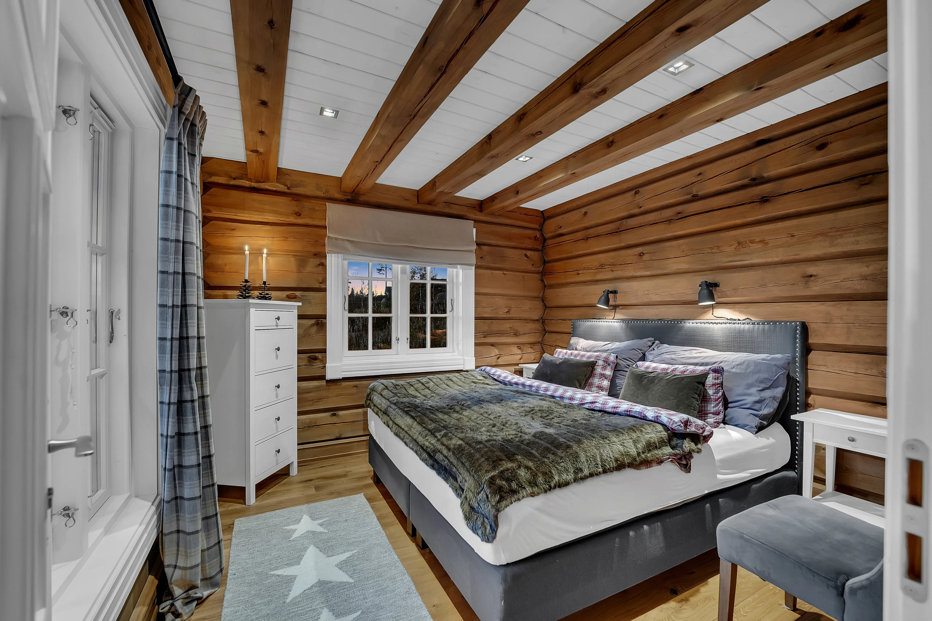 Contemporary 3-Bedroom Cabin with Sauna and Terrace in Trysil, Norway - View image 14 of 32