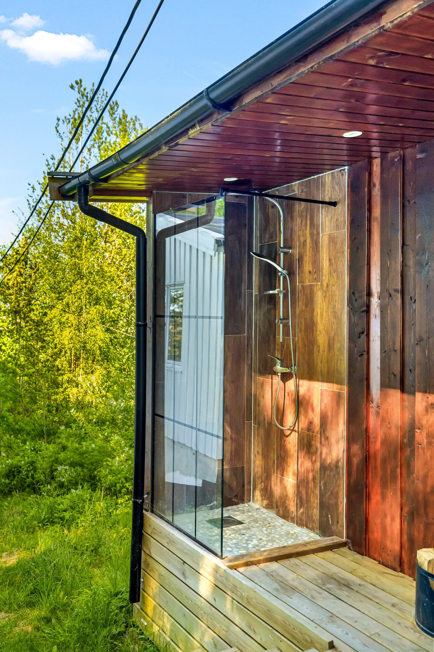 Norwegian Lakeside Cabin with Sauna and Expansive Terrace - View image 27 of 34