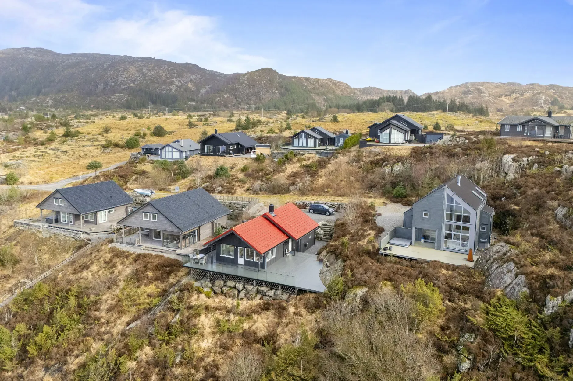 Modern 3-Bedroom Country House with Expansive Terrace in Scenic Norway - View image 28 of 35