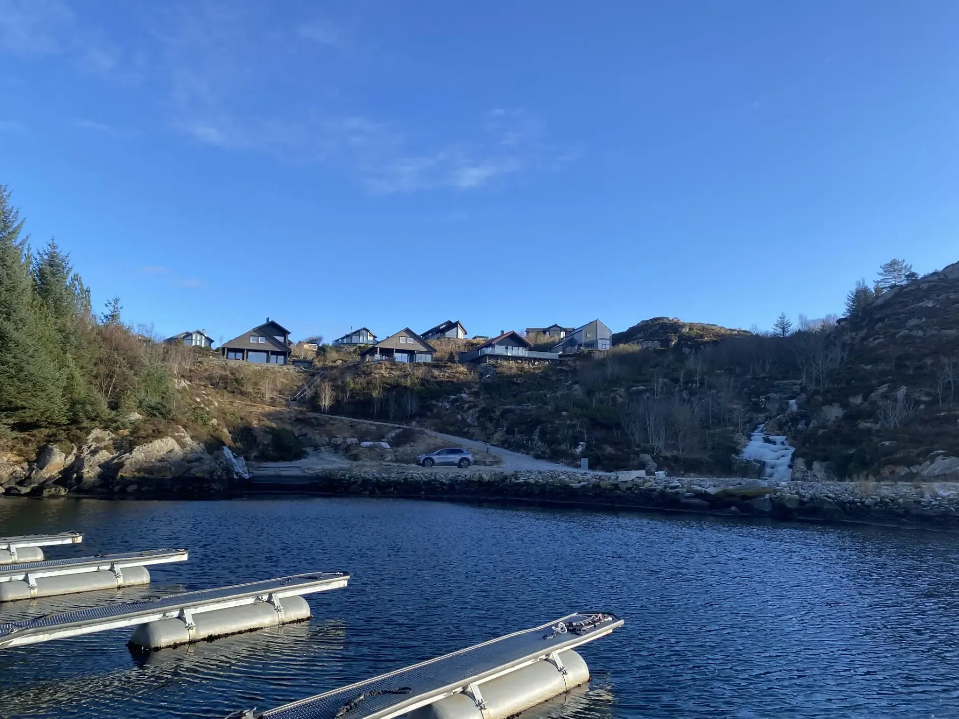 Modern 3-Bedroom Country House with Expansive Terrace in Scenic Norway - View image 35 of 35