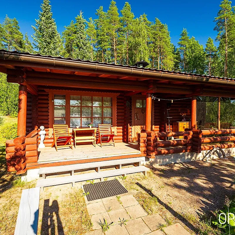 1970s Finnish Cabin on Lakeside, Mankala - Private Garden and Sauna