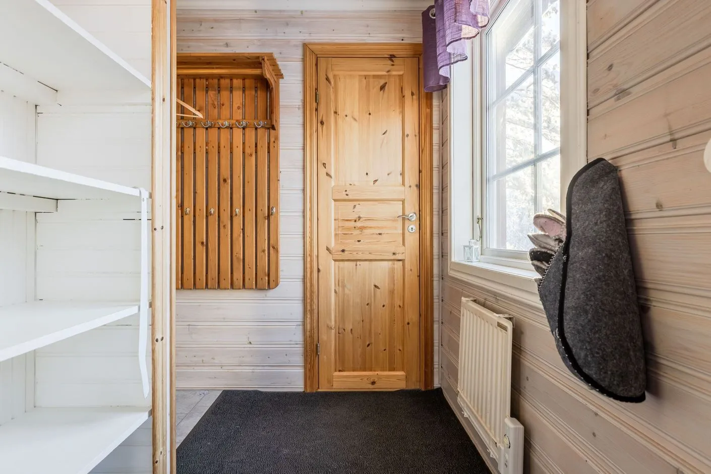 1960s Swedish Retreat: 4-Bedroom Home on Expansive Lot in Funäsdalen - View image 17 of 29