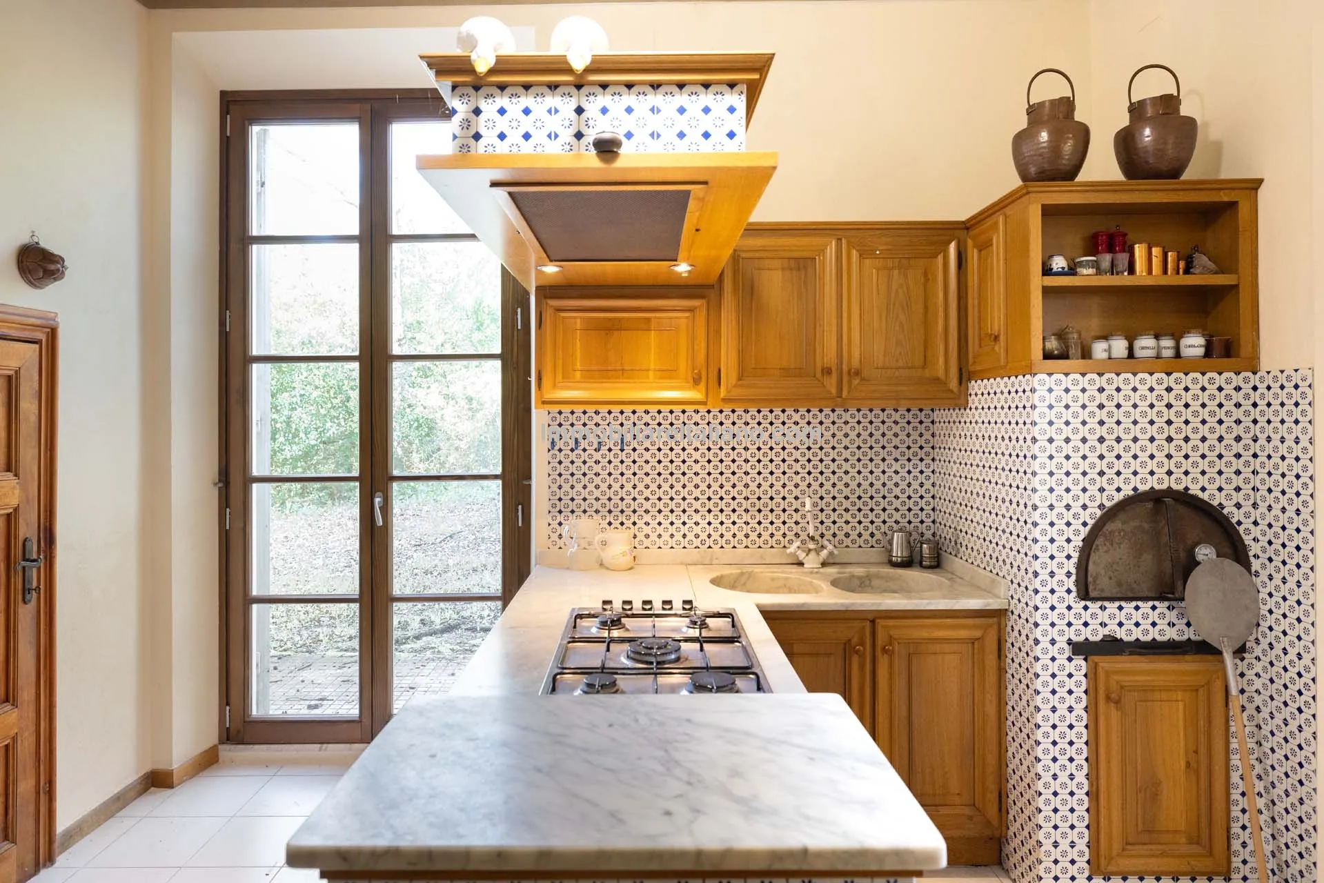 Tuscan Villa with Expansive Grounds and 6 Bedrooms in Pontedera, Pisa - View image 17 of 43