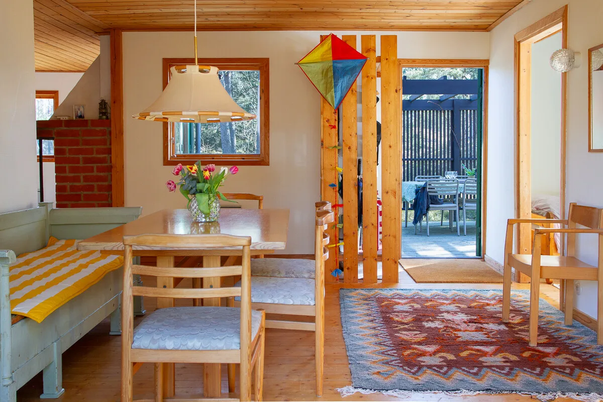 1970s Swedish Country House with Expansive Garden in Muskö - View image 8 of 36