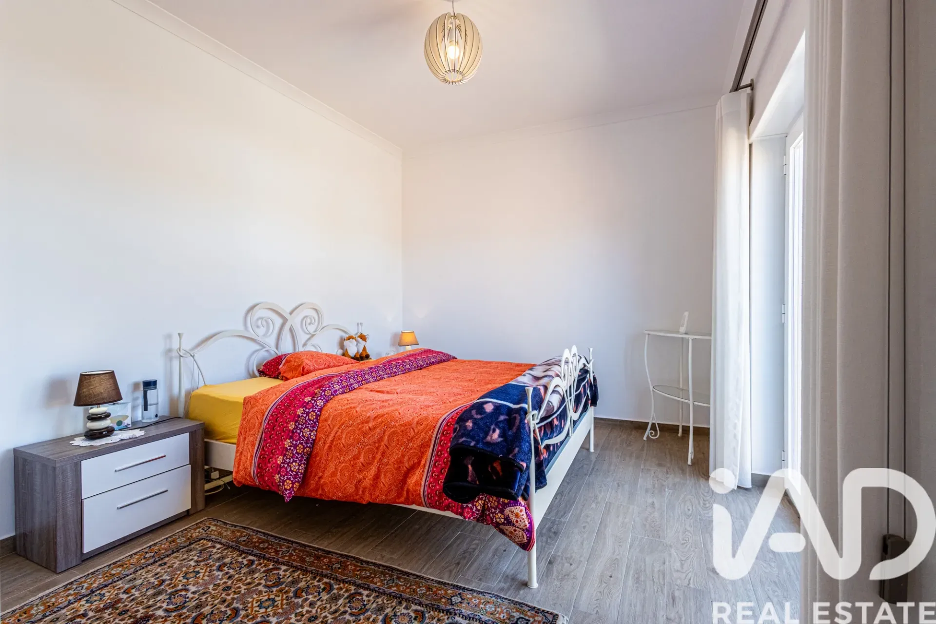 Contemporary 4-Bedroom Villa with Pool and Garden in Coastal Nadadouro - View image 31 of 40