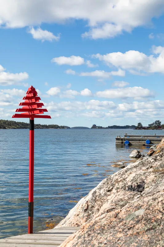 Mid-Century 3-Bedroom Cabin with Expansive Grounds in Scenic Dalarö, Sweden - View image 9 of 50