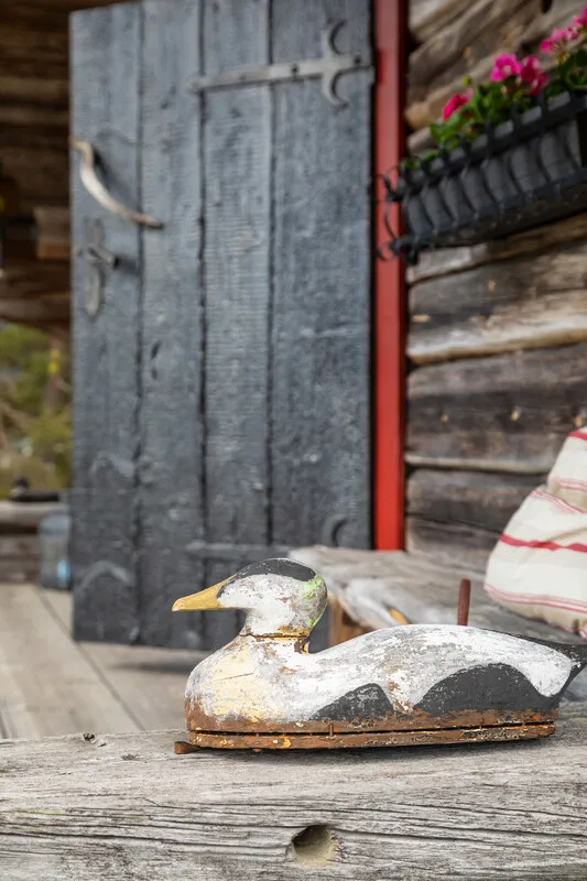 Mid-Century 3-Bedroom Cabin with Expansive Grounds in Scenic Dalarö, Sweden - View image 18 of 50