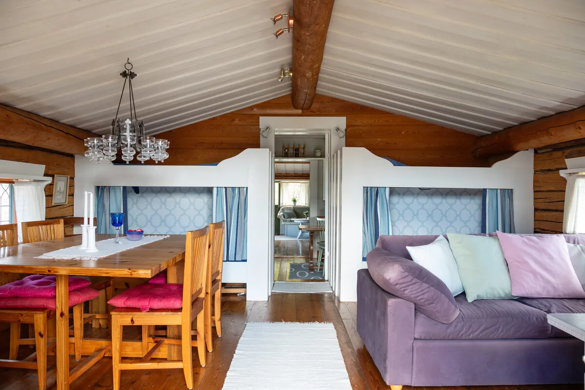 Mid-Century 3-Bedroom Cabin with Expansive Grounds in Scenic Dalarö, Sweden - View image 34 of 50