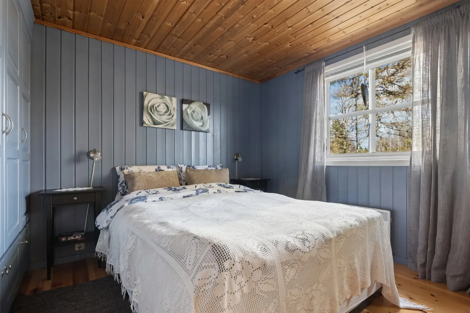 Landsted nær Sorknes golfbane med terrasse og romslig tomt - Vis bilde 15 av 28