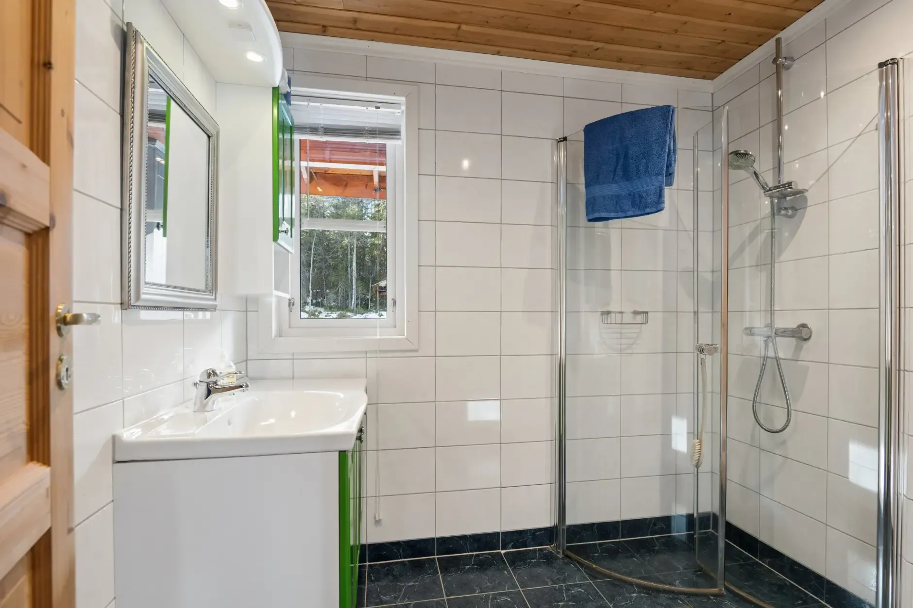 Landsted nær Sorknes golfbane med terrasse og romslig tomt - Vis bilde 21 av 28