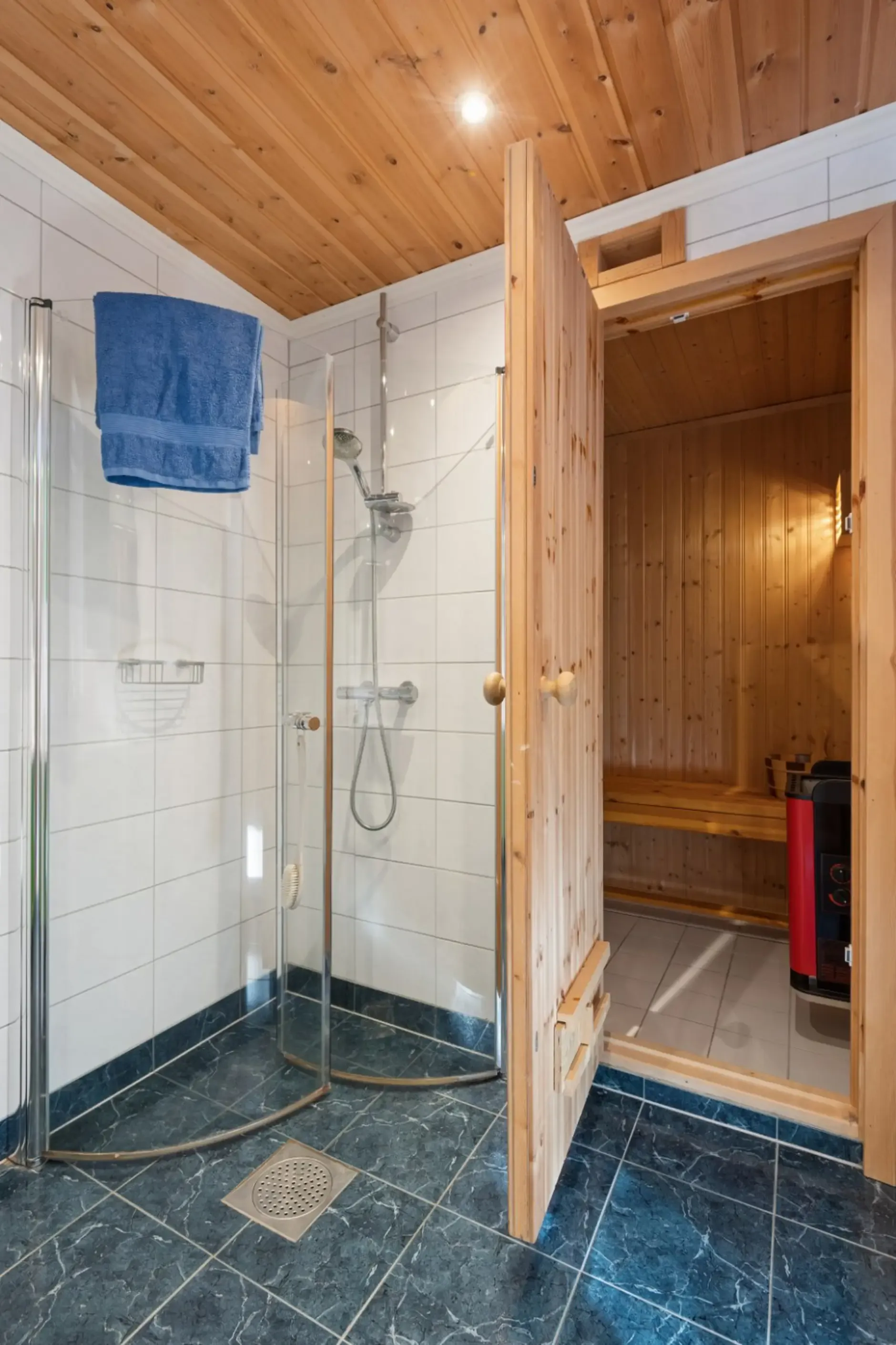 Landsted nær Sorknes golfbane med terrasse og romslig tomt - Vis bilde 22 av 28