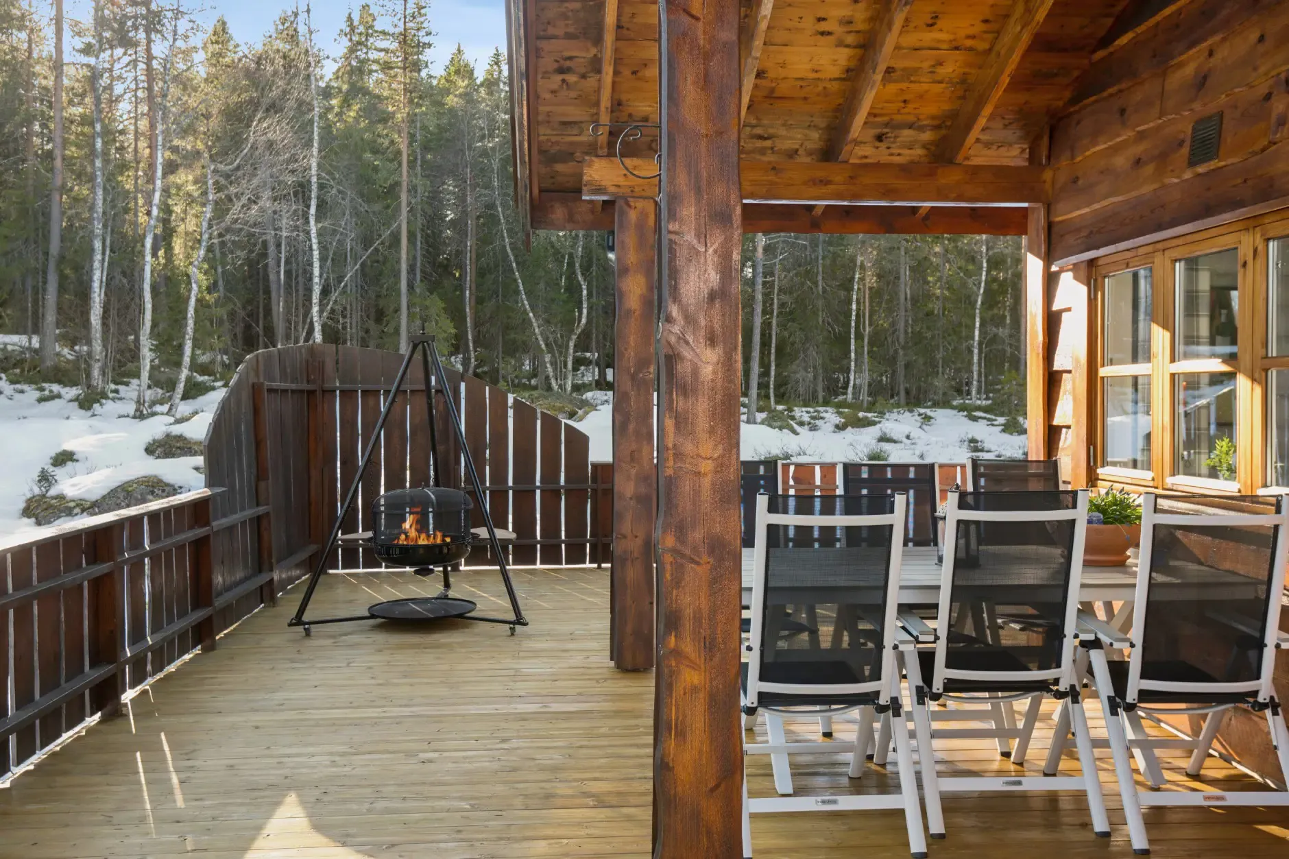 Landsted nær Sorknes golfbane med terrasse og romslig tomt - Vis bilde 24 av 28