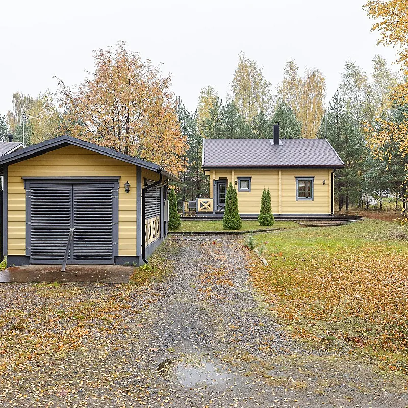 Charming 2-Bedroom Country Retreat with Garden in Virpiniemi, Finland