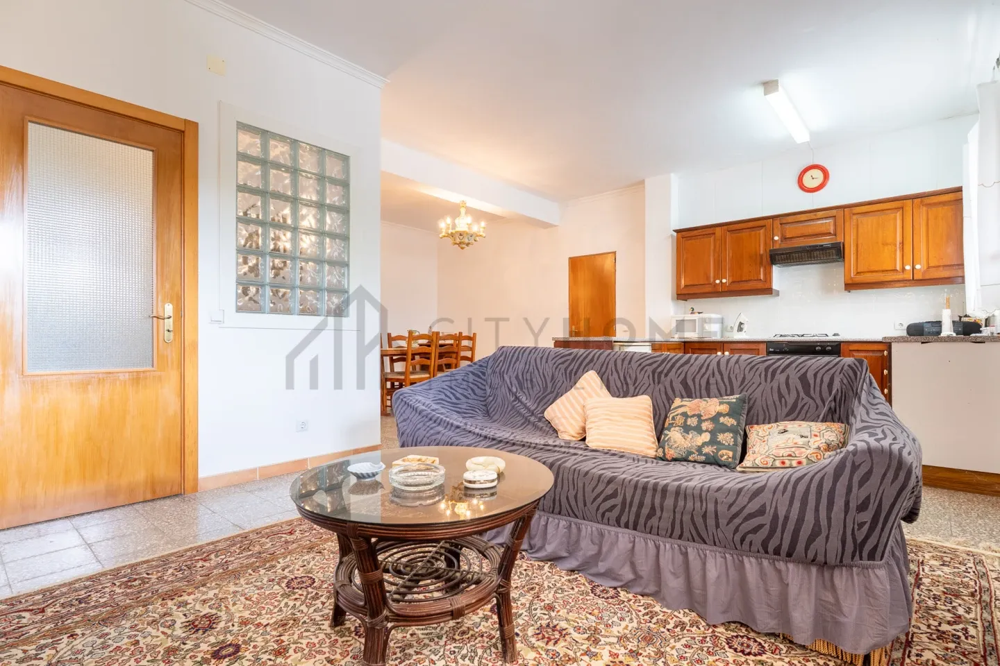 Spacious 5-Bedroom Home with Pool and Garden in Paderne, Albufeira - View image 7 of 44