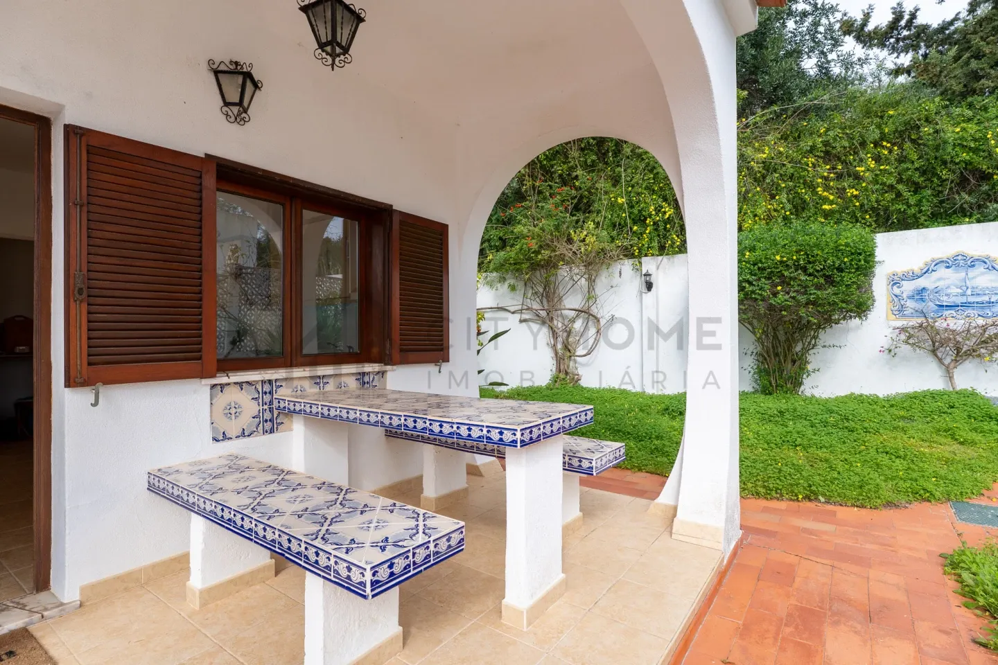 Spacious 5-Bedroom Home with Pool and Garden in Paderne, Albufeira - View image 31 of 44