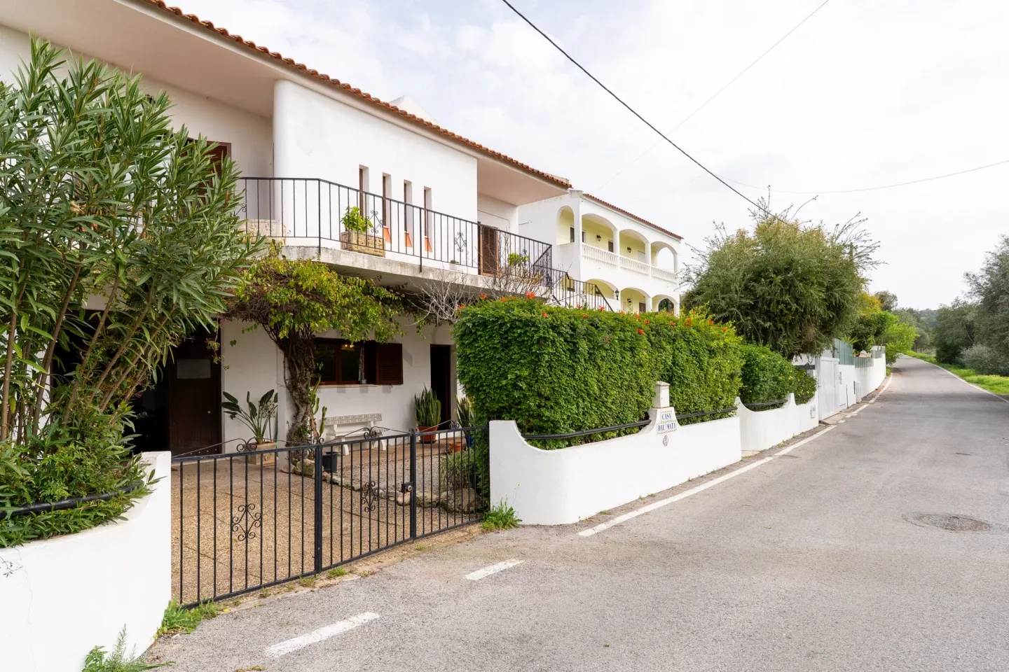 Spacious 5-Bedroom Home with Pool and Garden in Paderne, Albufeira - View image 36 of 44