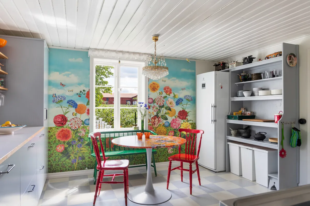 Early 20th-Century House with Expansive Garden in Väddö, Sweden - View image 18 of 60