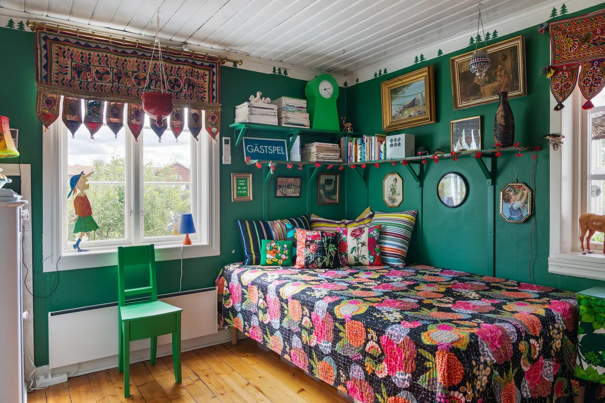 Early 20th-Century House with Expansive Garden in Väddö, Sweden - View image 22 of 60