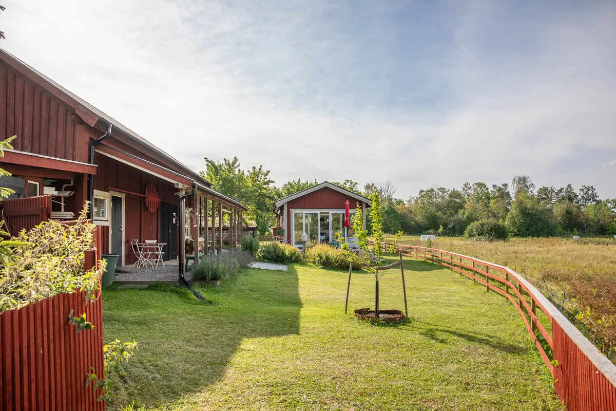 Early 20th-Century House with Expansive Garden in Väddö, Sweden - View image 54 of 60