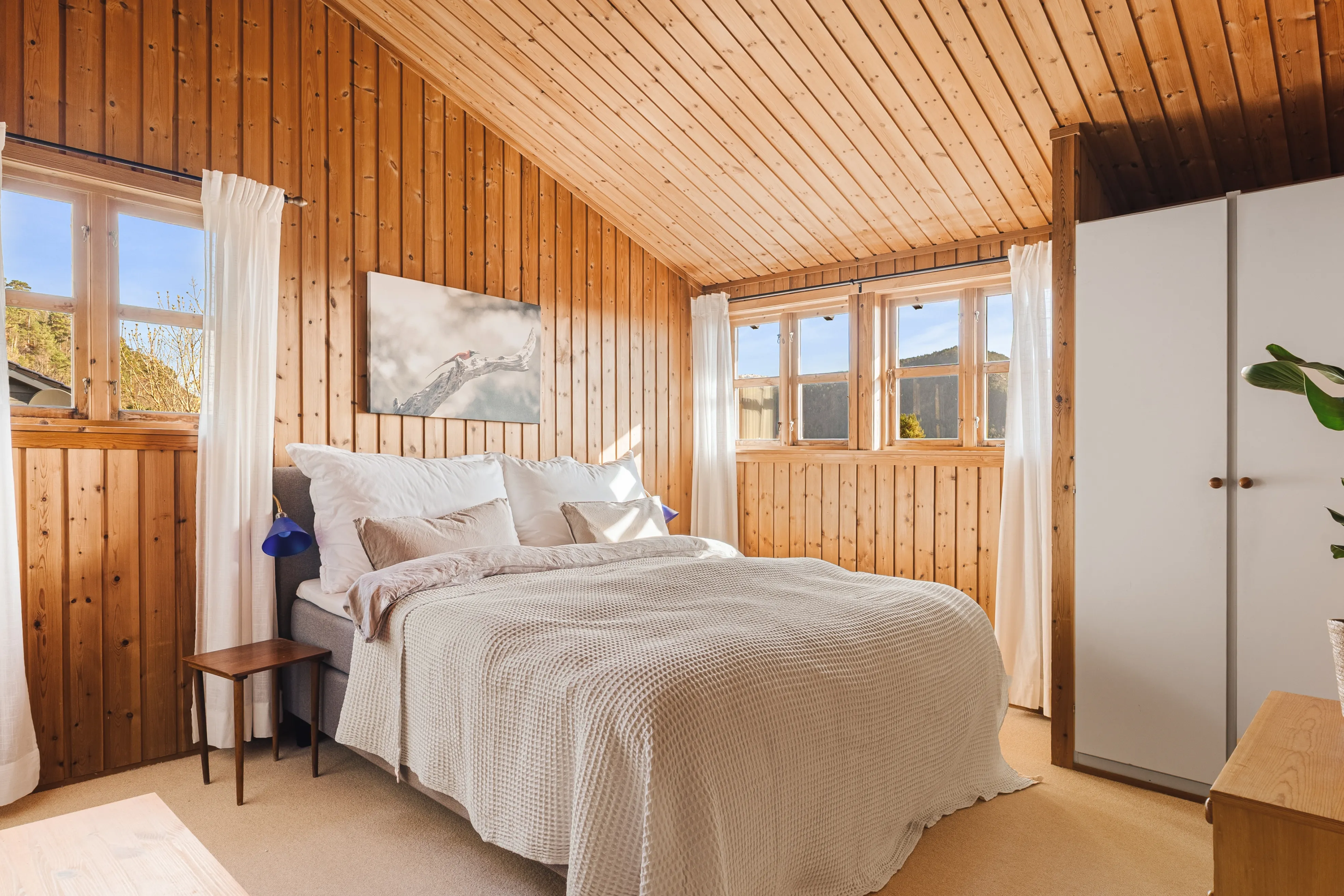 Spacious 4-Bedroom House with Garden in Os, Norway's Scenic Vestland Region - View image 21 of 54