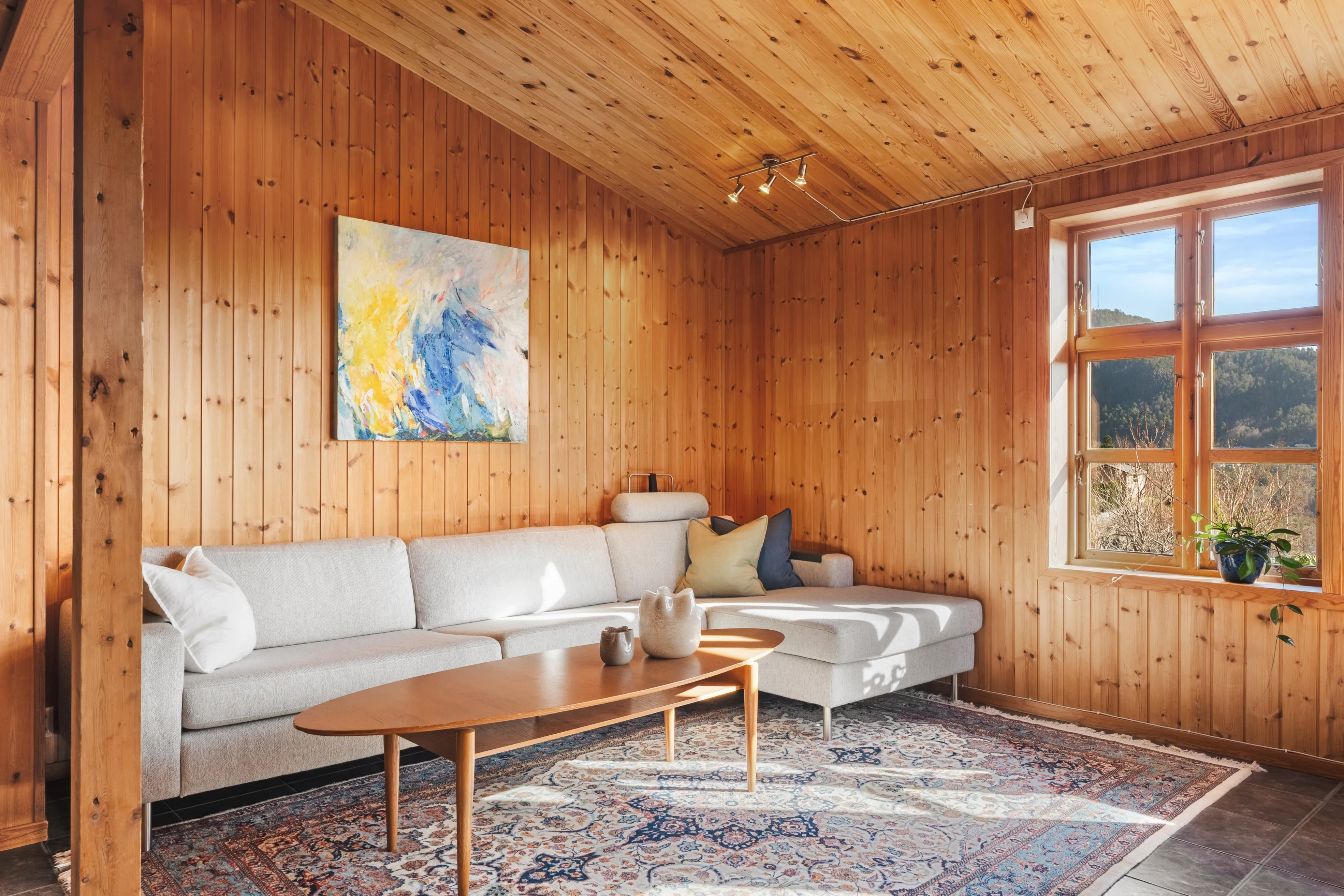 Spacious 4-Bedroom House with Garden in Os, Norway's Scenic Vestland Region - View image 27 of 54