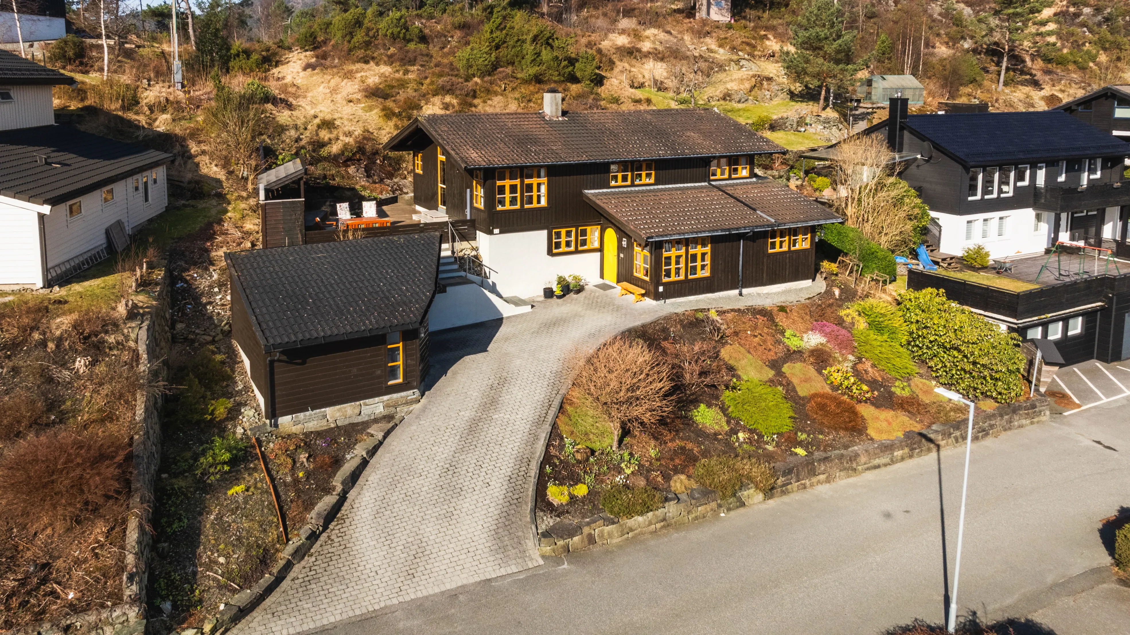 Spacious 4-Bedroom House with Garden in Os, Norway's Scenic Vestland Region - View image 44 of 54