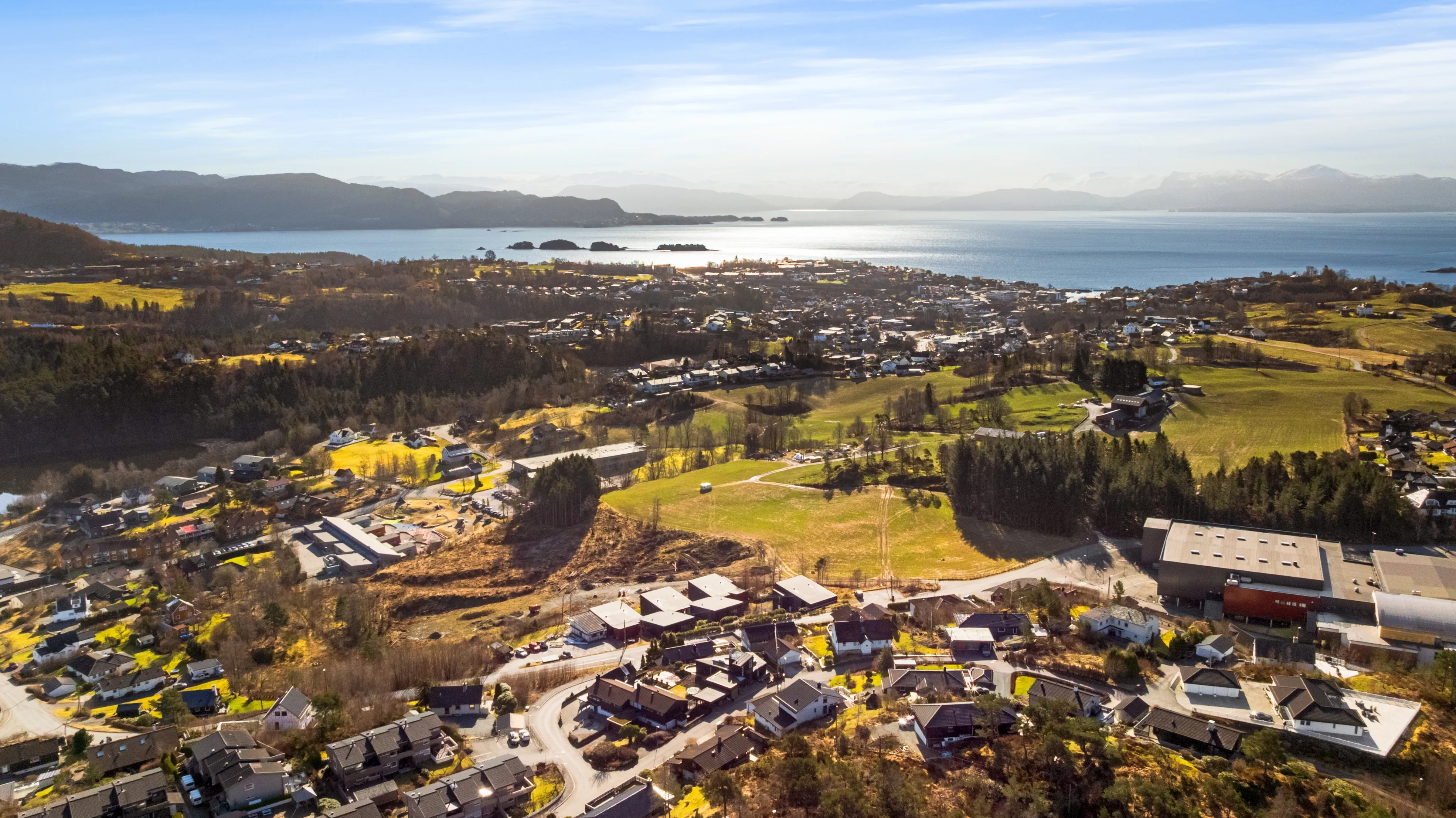 Spacious 4-Bedroom House with Garden in Os, Norway's Scenic Vestland Region - View image 50 of 54