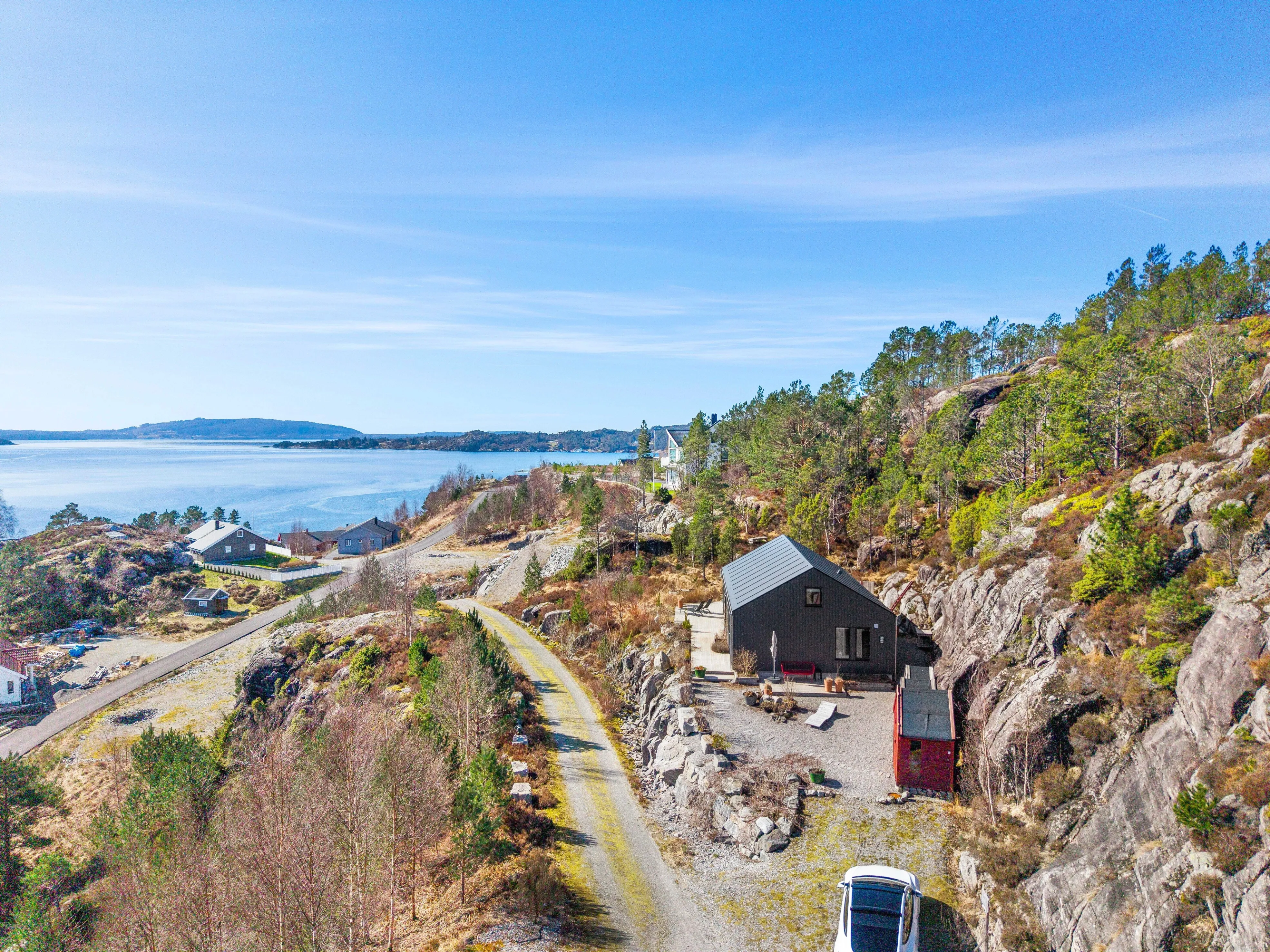 Modernes Landhaus mit zwei Schlafzimmern und großzügigem Balkon in Vestland, Norwegen - Image 5