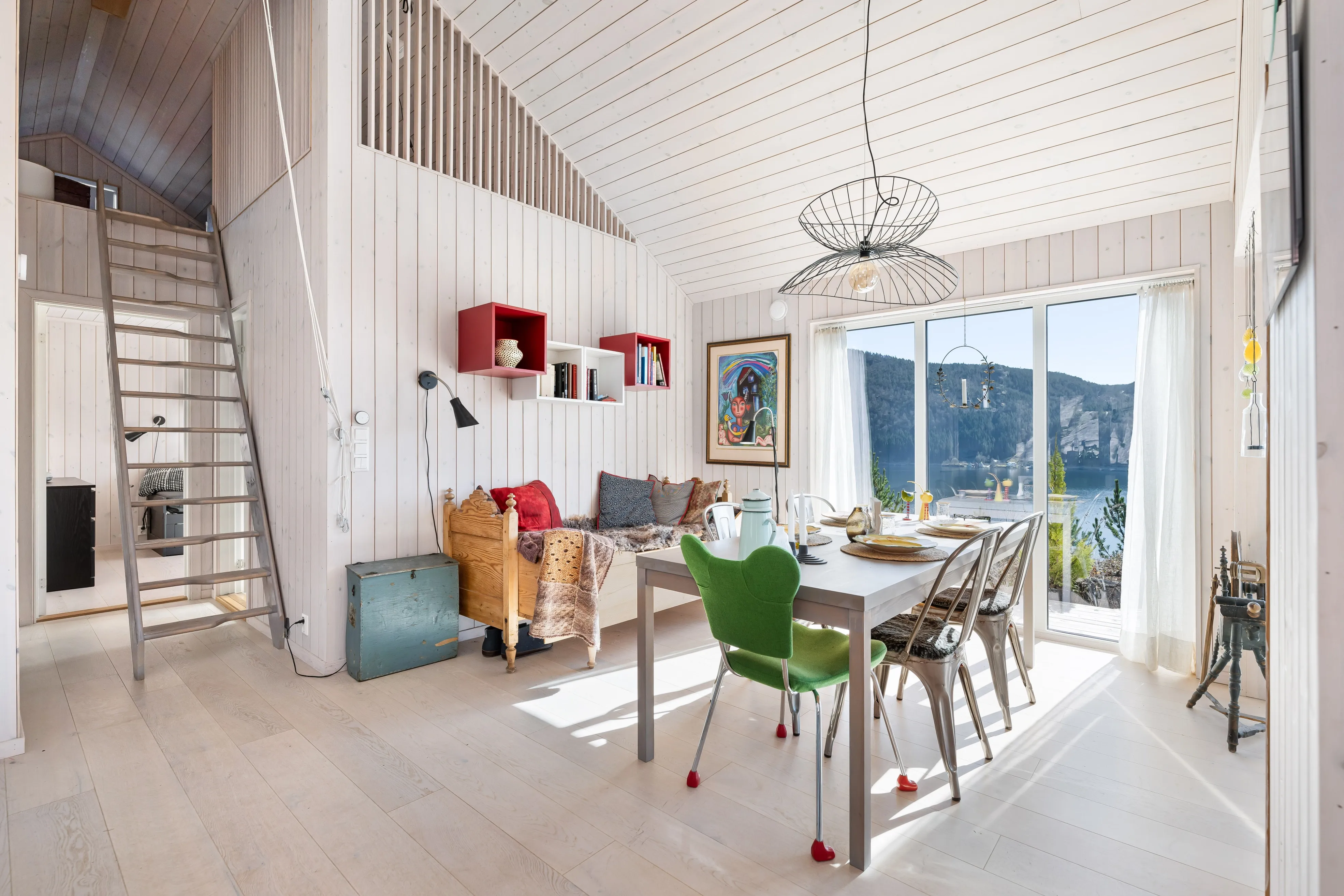 Modernes Landhaus mit zwei Schlafzimmern und großzügigem Balkon in Vestland, Norwegen - Bild 22 von 41 anzeigen