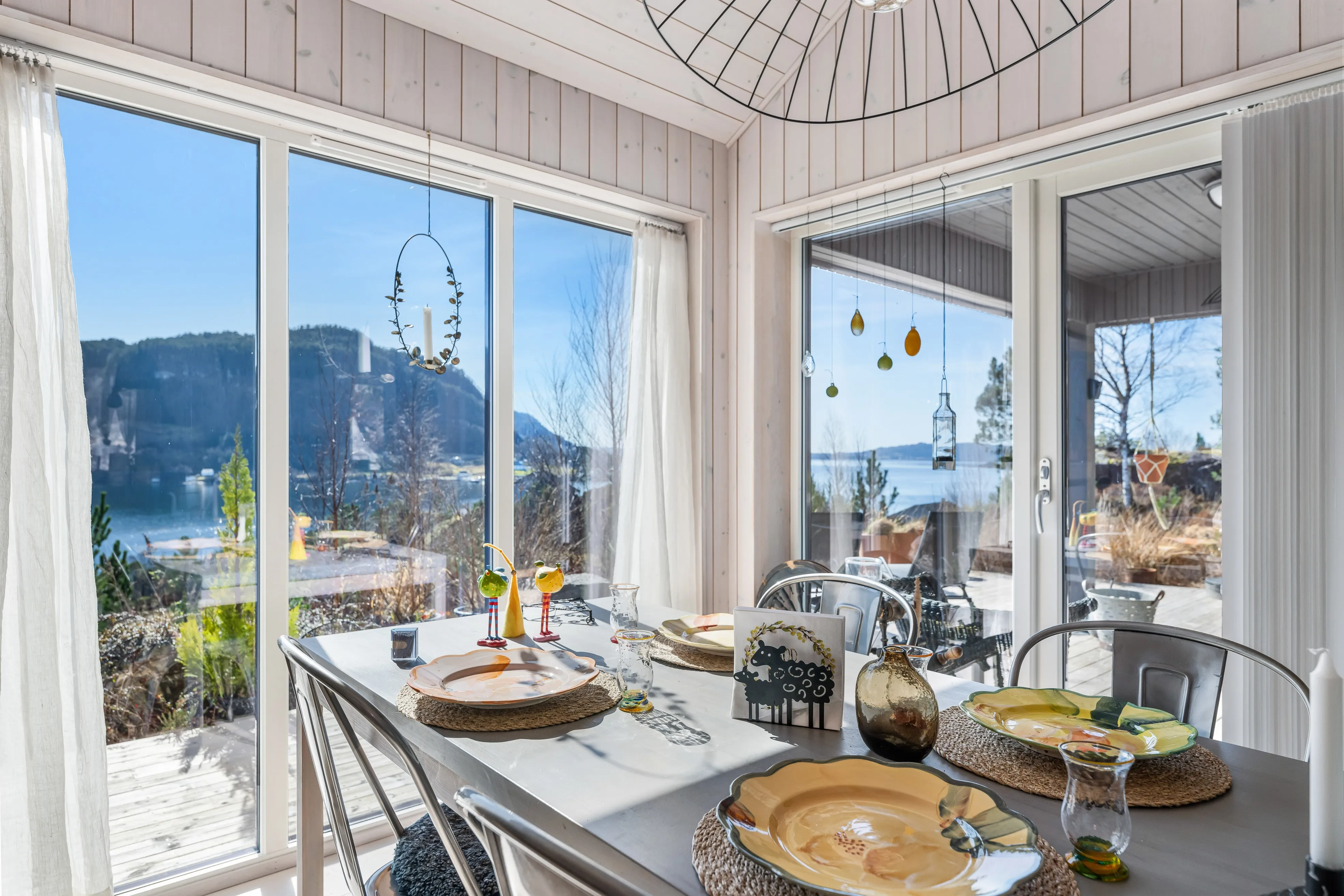 Modernes Landhaus mit zwei Schlafzimmern und großzügigem Balkon in Vestland, Norwegen - Bild 24 von 41 anzeigen