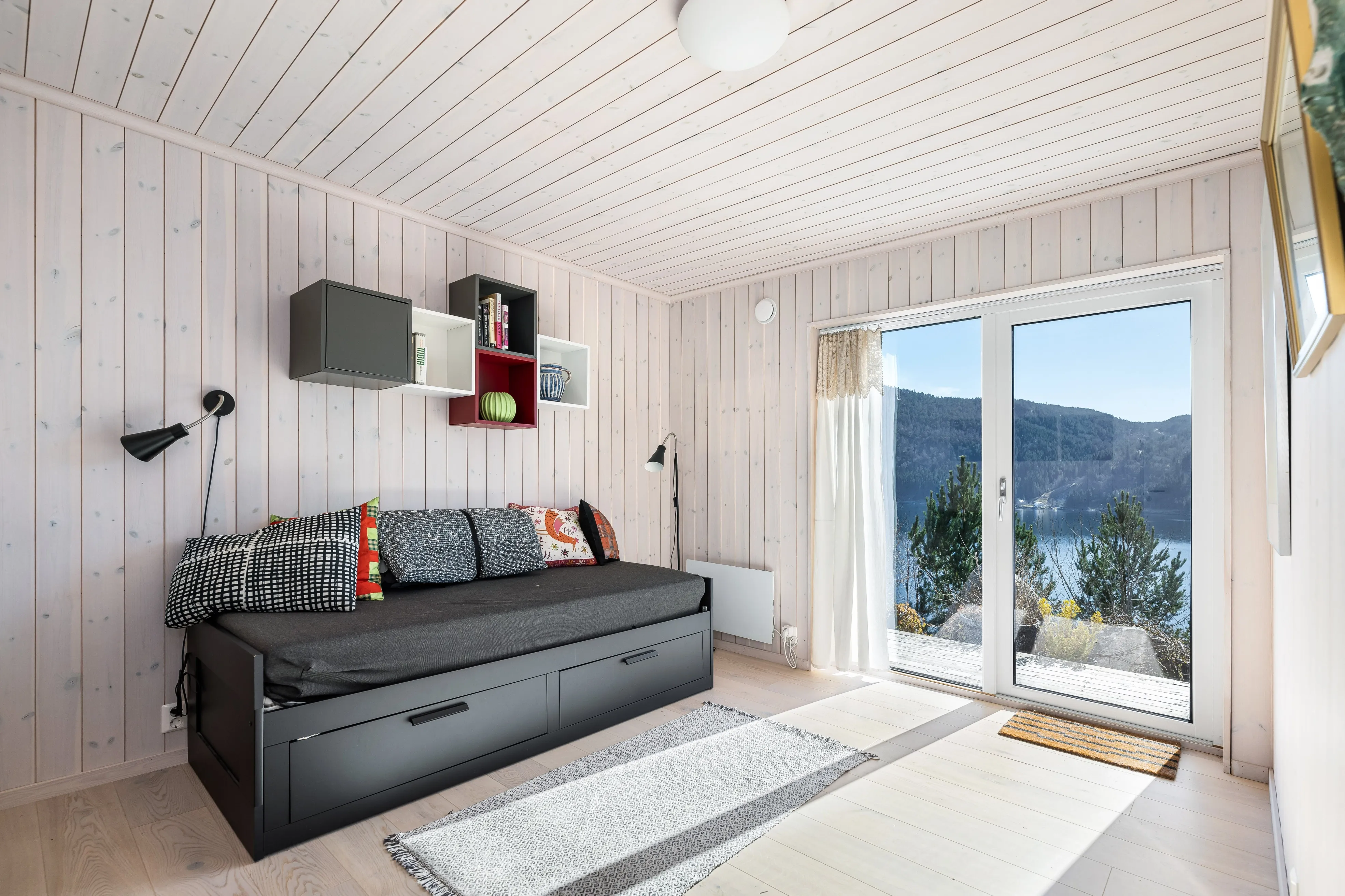 Modernes Landhaus mit zwei Schlafzimmern und großzügigem Balkon in Vestland, Norwegen - Bild 28 von 41 anzeigen