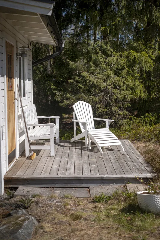 Une maison de campagne suédoise des années 1940 avec un vaste jardin à Vaxholm, près de Stockholm - Voir l'image 28 sur 46