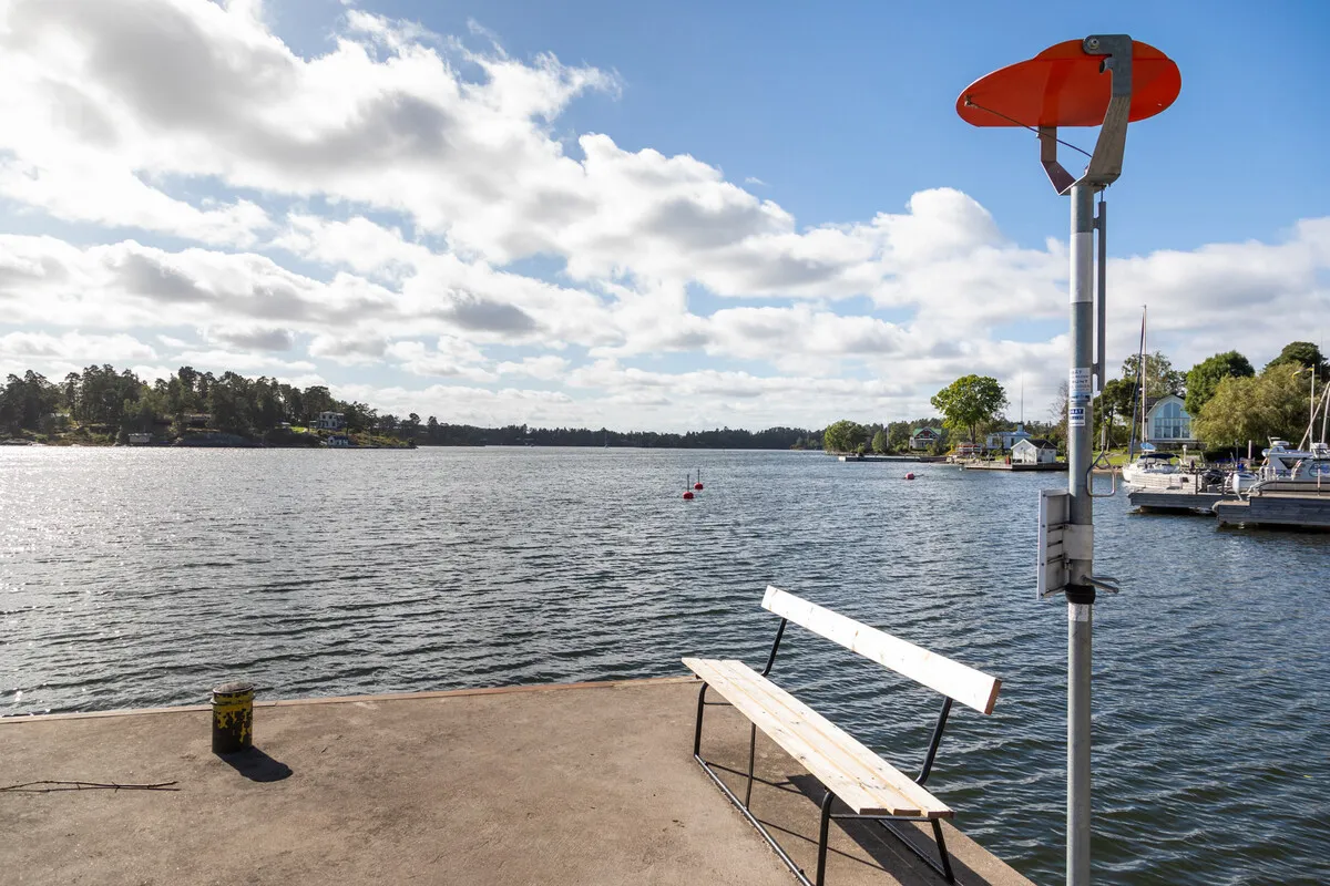 Une maison de campagne suédoise des années 1940 avec un vaste jardin à Vaxholm, près de Stockholm - Voir l'image 39 sur 46