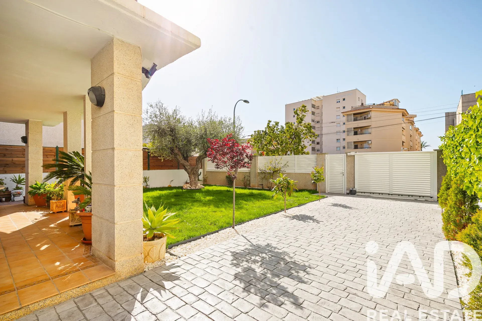 Tilava 4 makuuhuoneen talo puutarhalla ja terassilla Cunitissa, Espanjassa - Näytä kuva 7 / 38