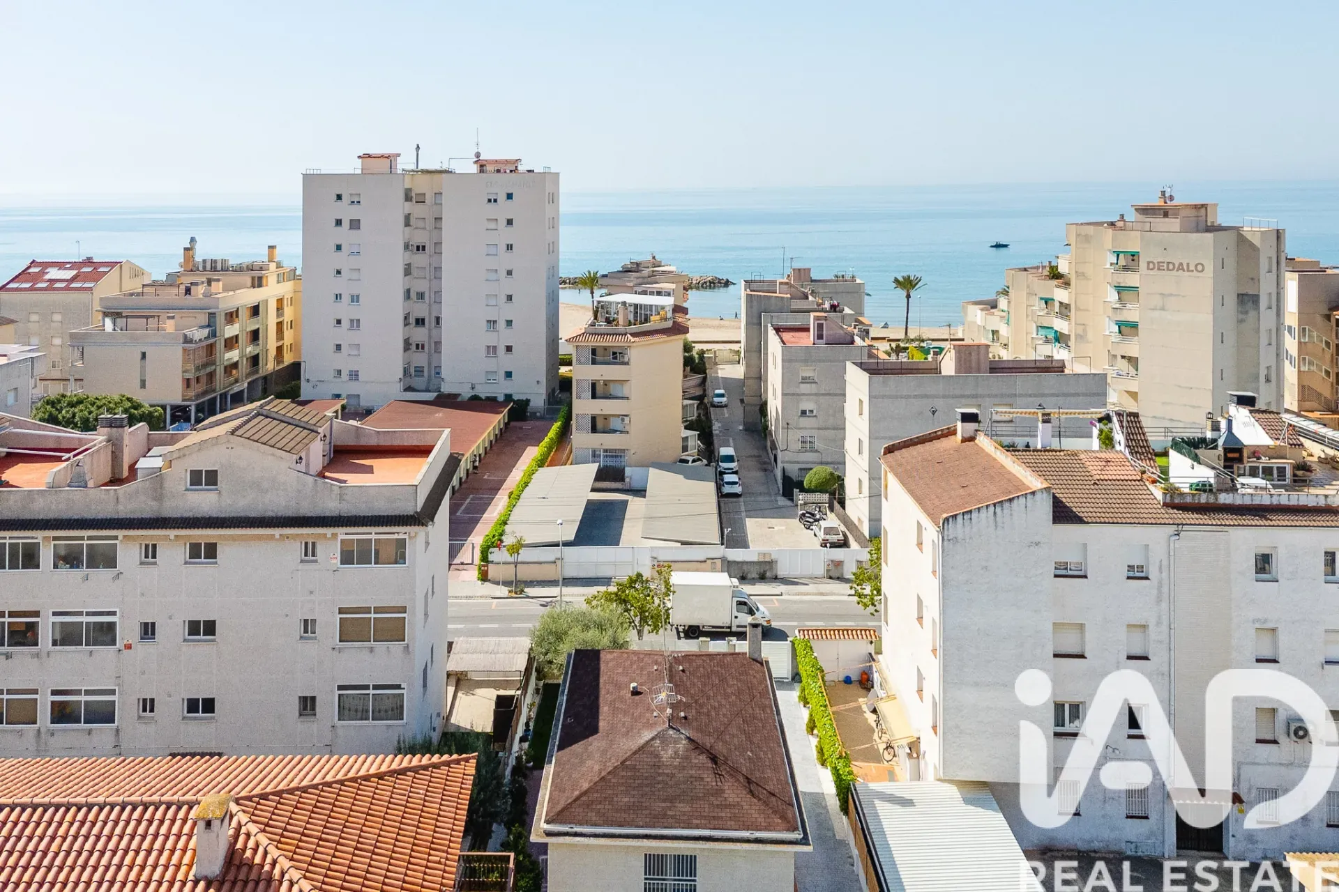 Tilava 4 makuuhuoneen talo puutarhalla ja terassilla Cunitissa, Espanjassa - Näytä kuva 8 / 38