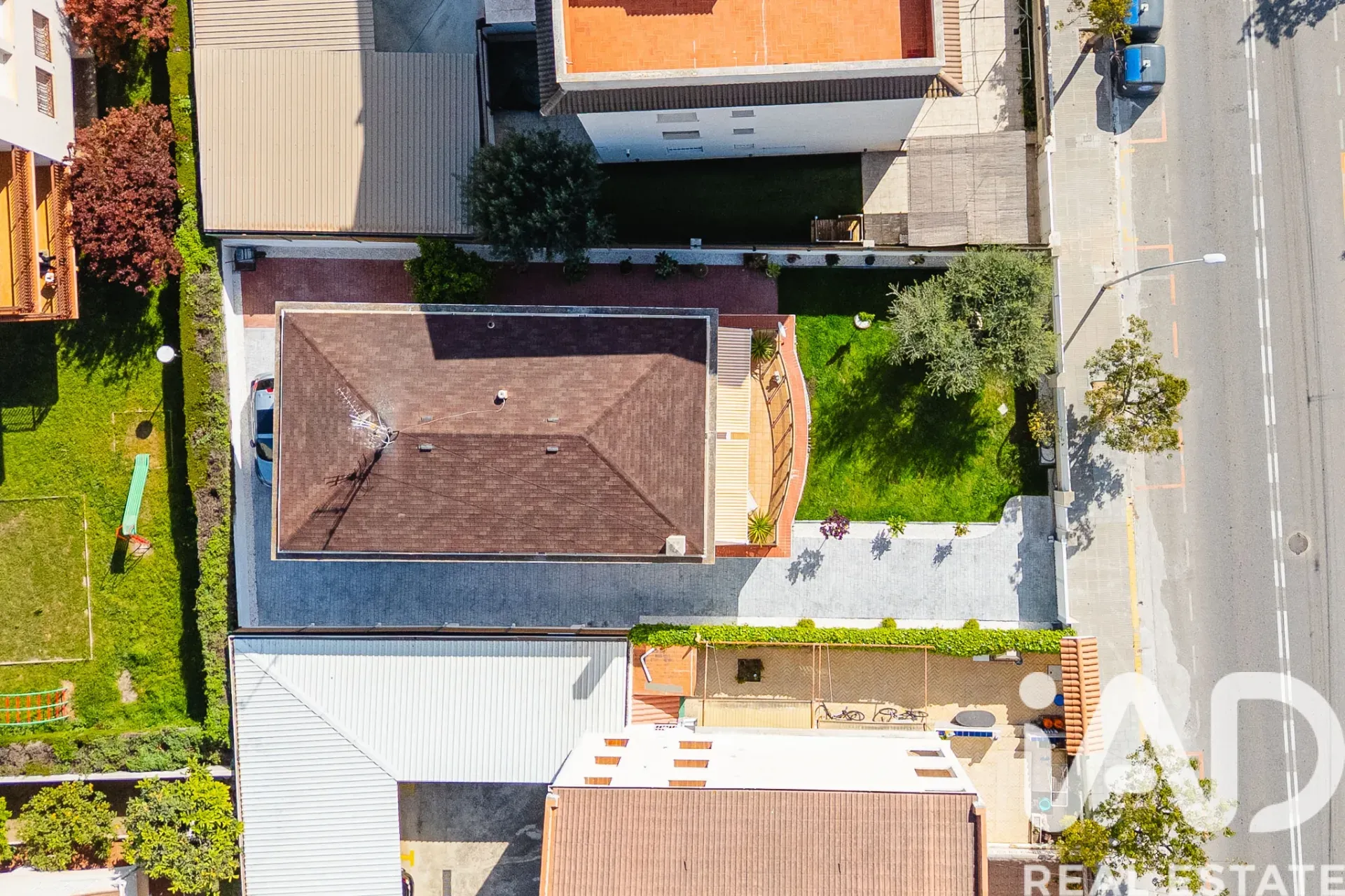 Tilava 4 makuuhuoneen talo puutarhalla ja terassilla Cunitissa, Espanjassa - Näytä kuva 9 / 38