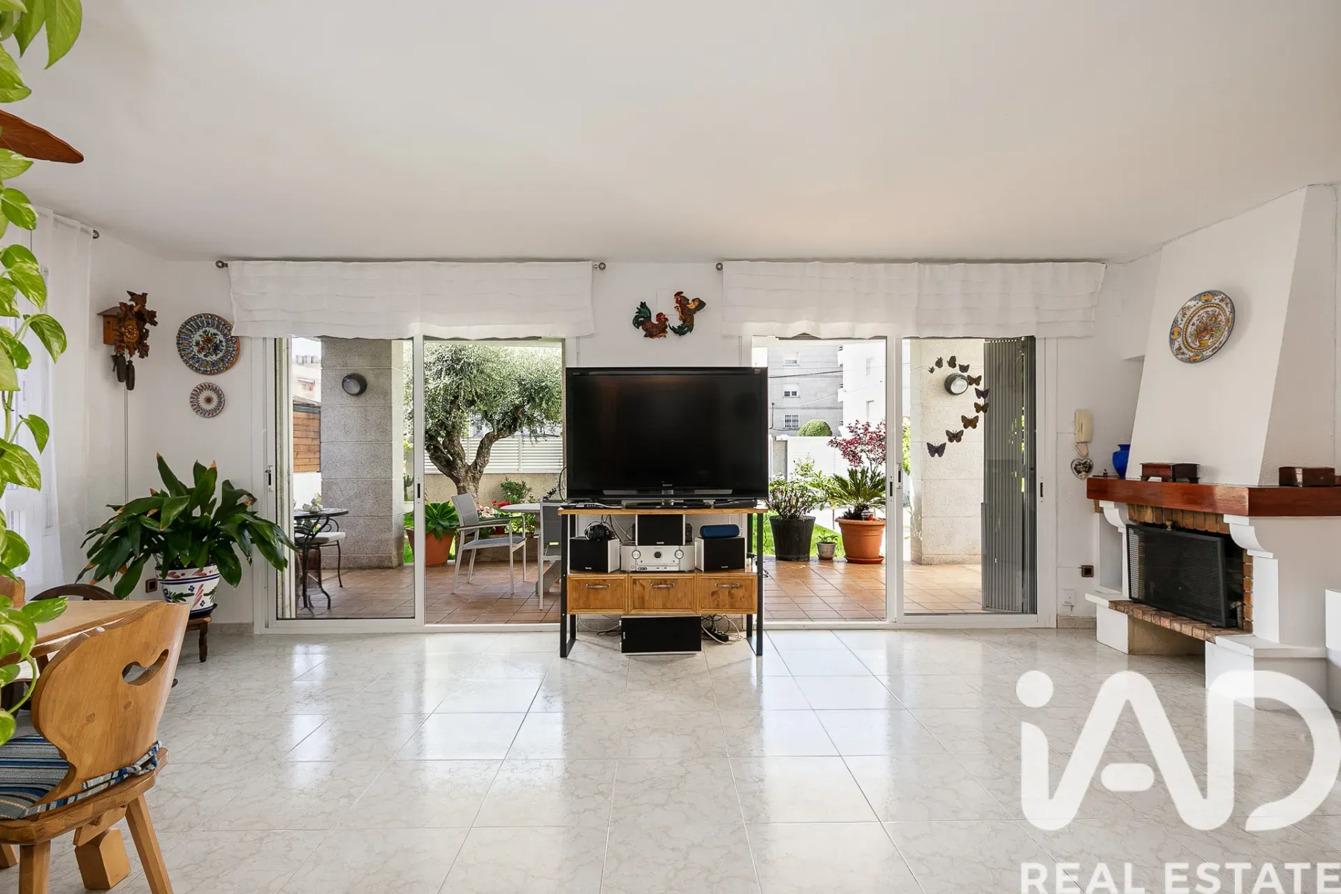 Tilava 4 makuuhuoneen talo puutarhalla ja terassilla Cunitissa, Espanjassa - Näytä kuva 12 / 38