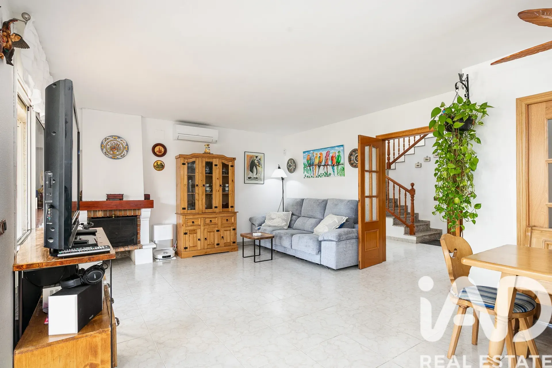 Tilava 4 makuuhuoneen talo puutarhalla ja terassilla Cunitissa, Espanjassa - Näytä kuva 14 / 38