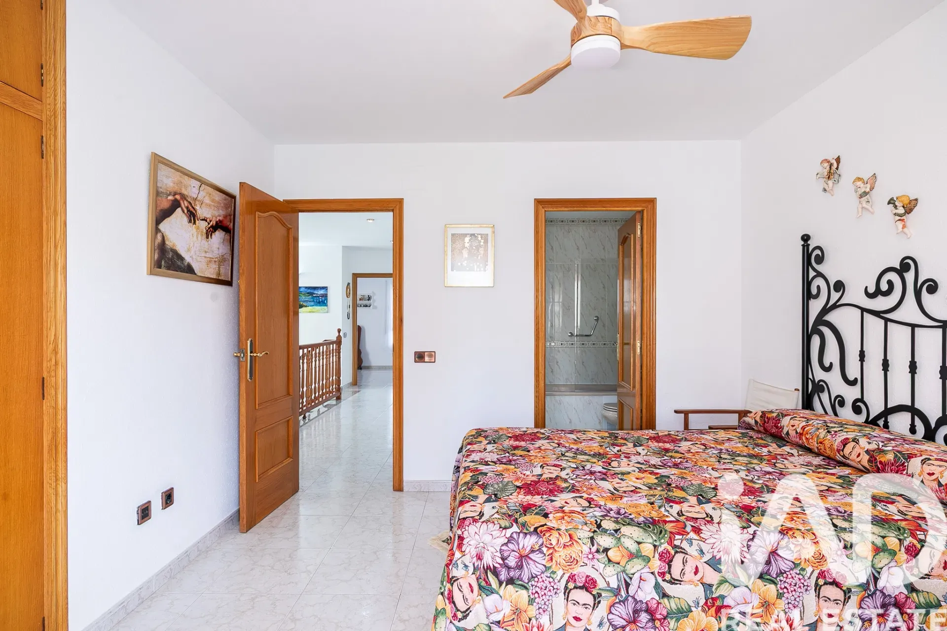 Tilava 4 makuuhuoneen talo puutarhalla ja terassilla Cunitissa, Espanjassa - Näytä kuva 24 / 38